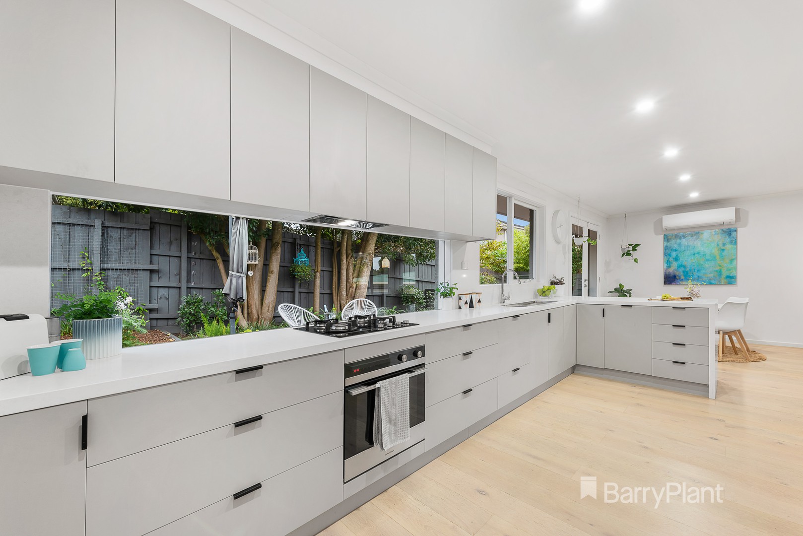 2/7 Thea Grove, Doncaster East, VIC 3109, Doncaster East - Thumbnail 2