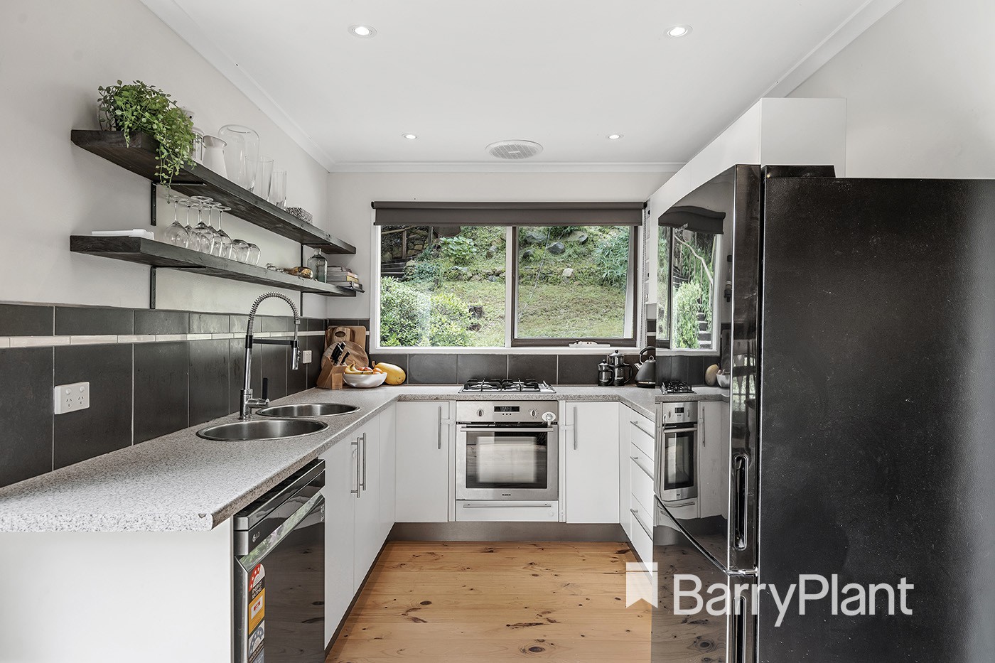 35 Sharland CloseMount Evelyn, VIC 3796, Mount Evelyn - Thumbnail 5