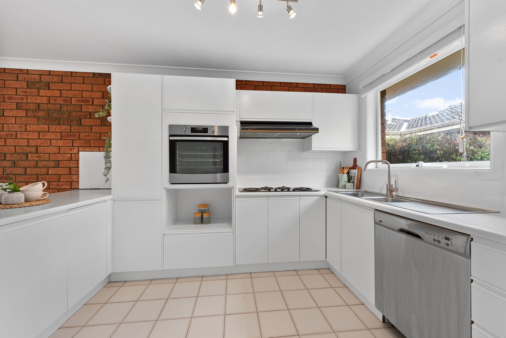 21/9-13 Wetherby RoadDoncaster, VIC 3108, Doncaster - Thumbnail 3