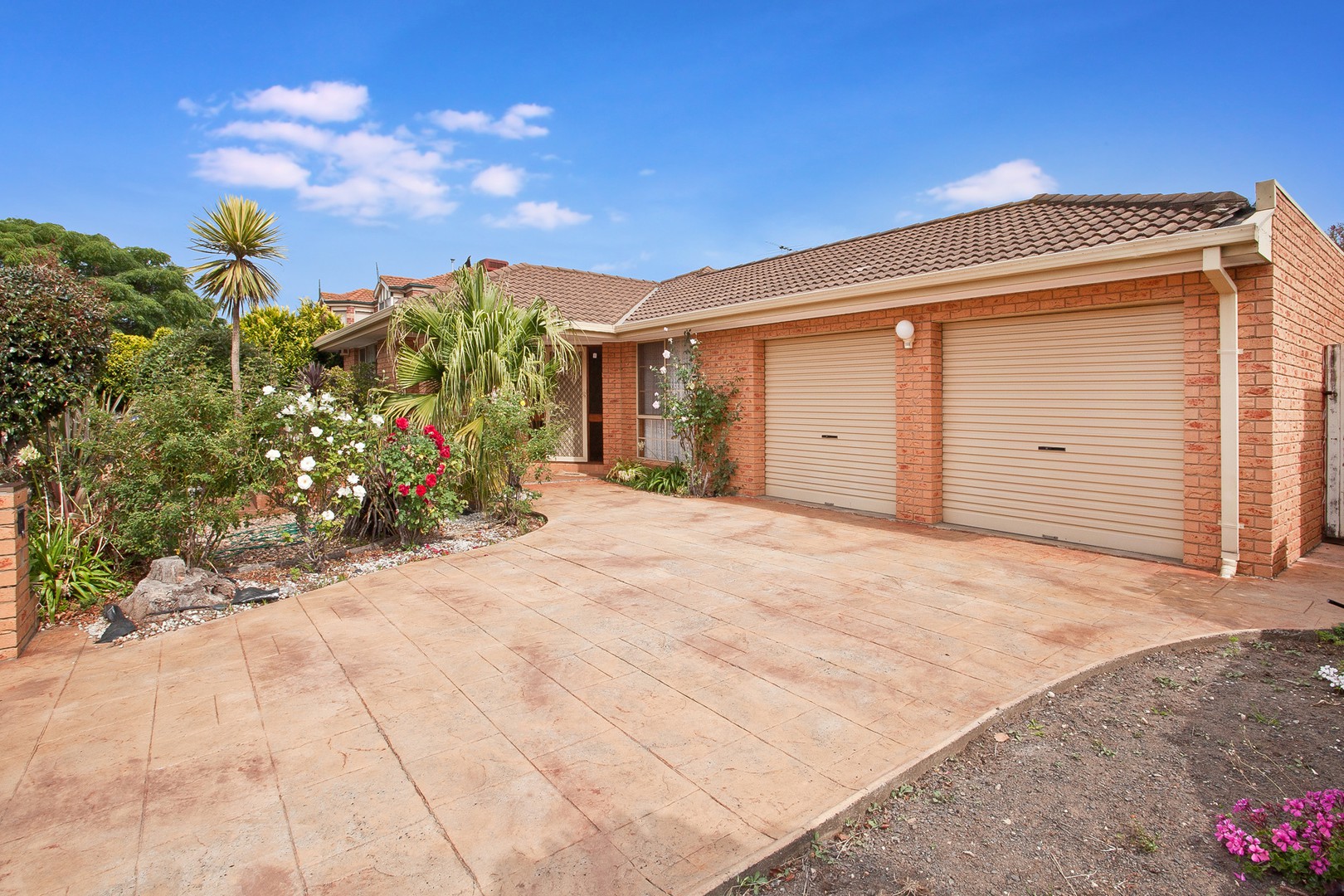 2 Sundew Close, Hillside, VIC 3037 - Thumbnail 1 - 25/03/2021