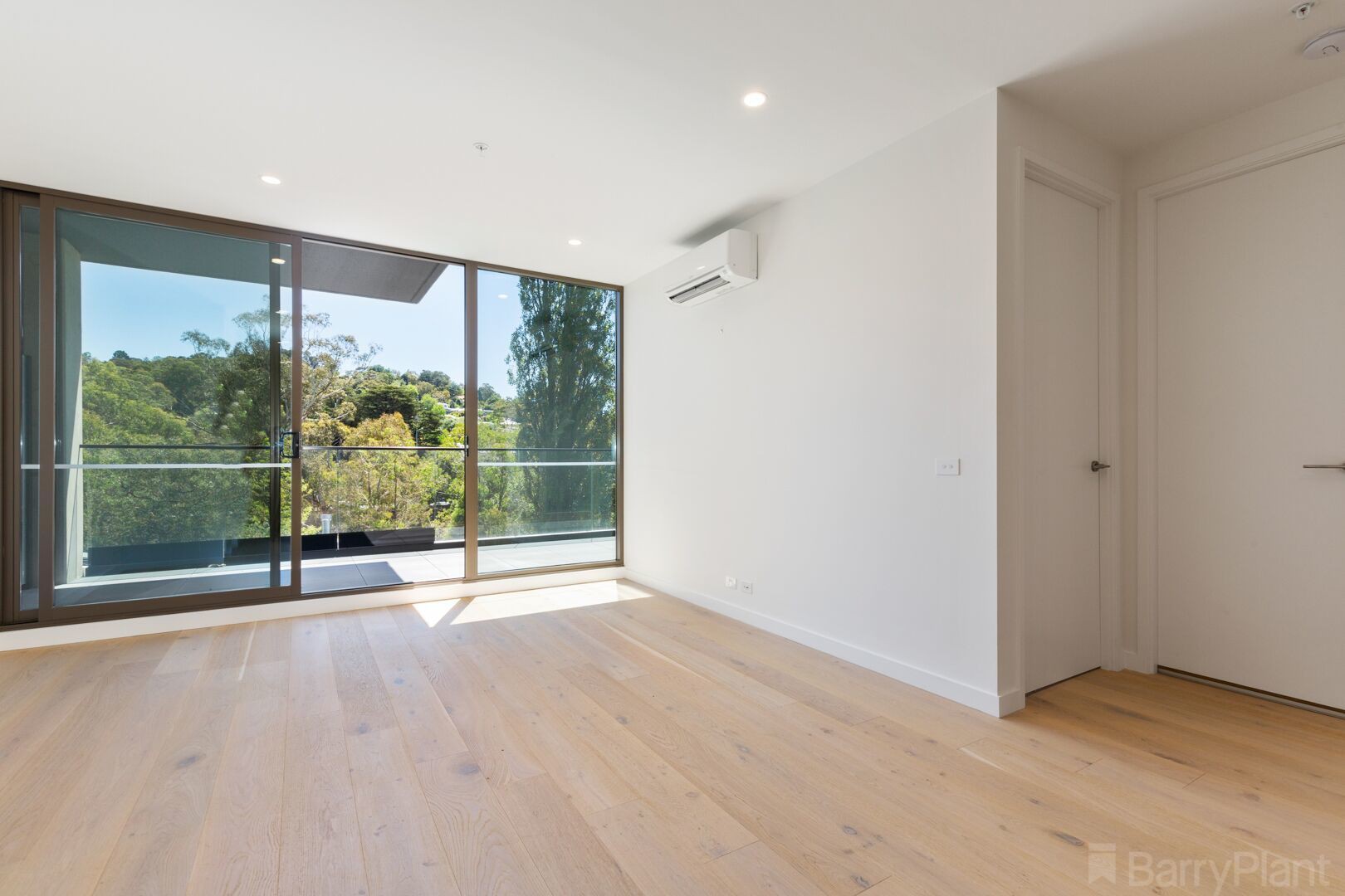 42 Nelson Street, Ringwood, VIC 3134 - Thumbnail 2 - 27/03/2021