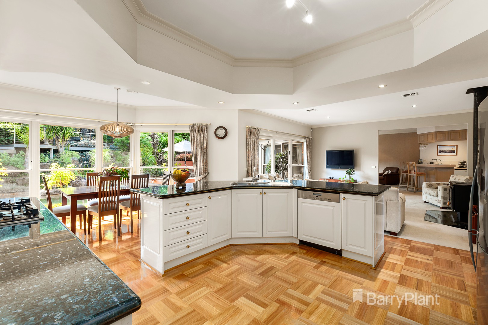 12 Chivers Road, Templestowe, VIC 3106, Templestowe - Thumbnail 5