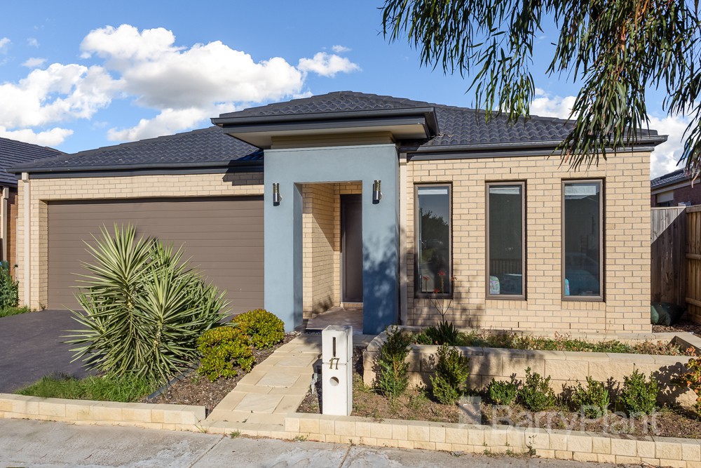 17 Lockheed Parade, Point Cook, VIC 3030, Point Cook - Thumbnail 2