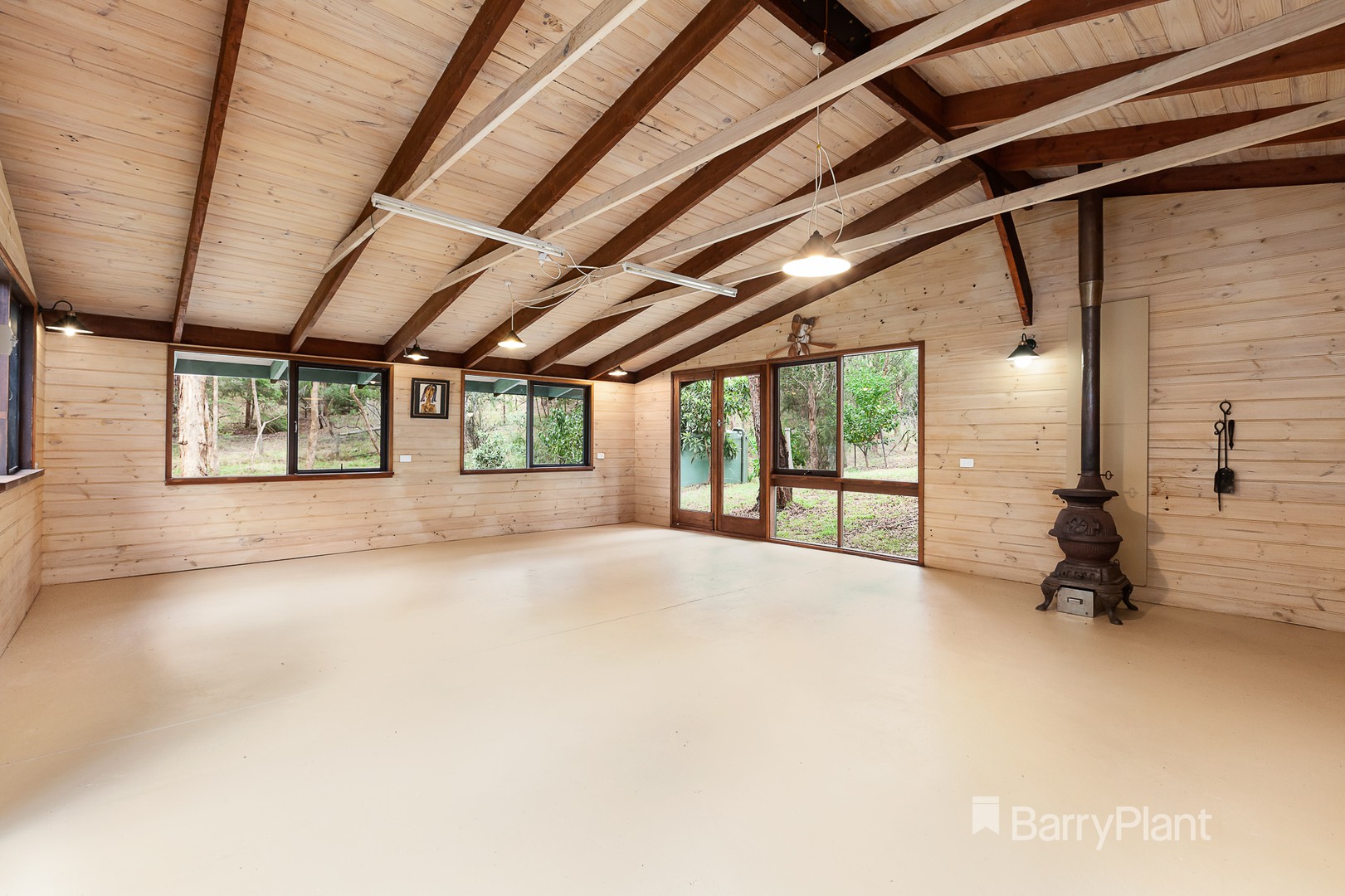 2 Wild Cherry Drive, Eltham, VIC 3095 - Thumbnail 2 - 30/03/2021