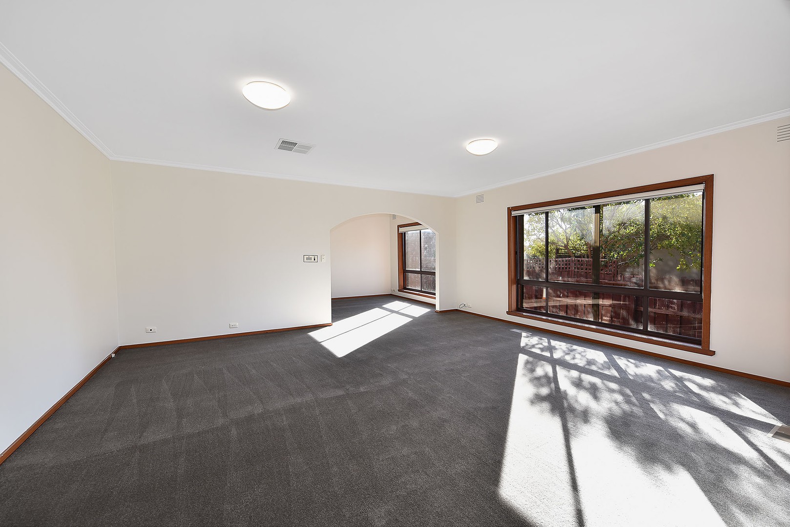 16 William Street, Keilor Park, VIC 3042 - Thumbnail 1 - 30/03/2021
