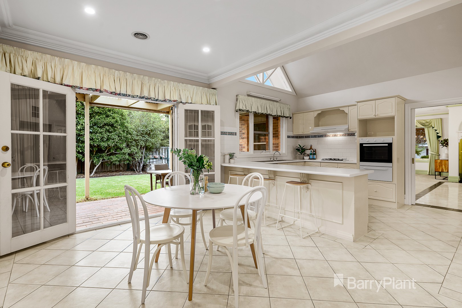 75 Taparoo Road, Templestowe, VIC 3106, Templestowe - Thumbnail 6