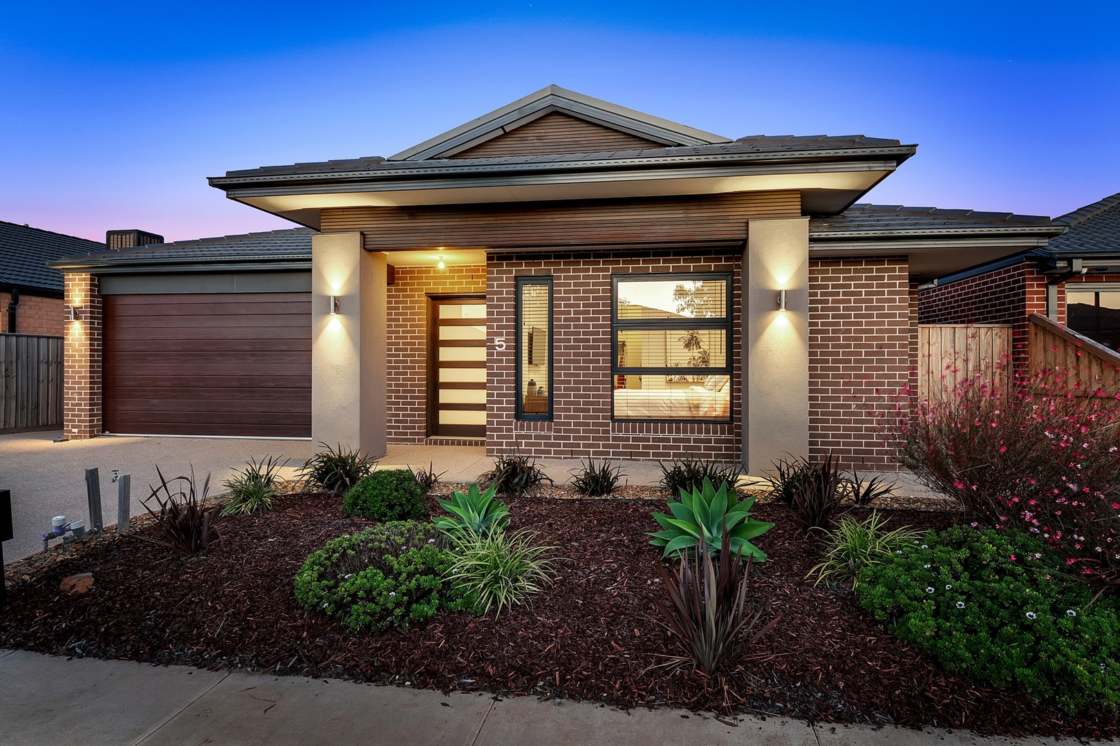 5 Revelstoke StreetMickleham, VIC 3064