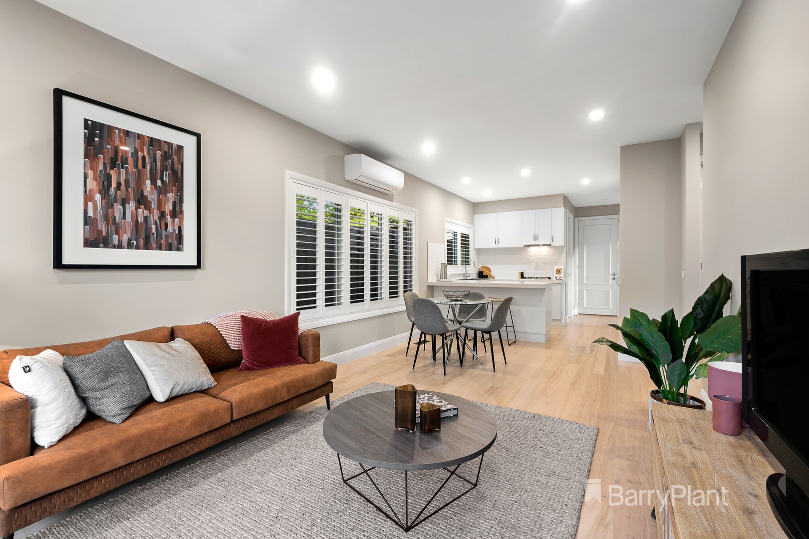 2/10 Tennyson AvenueKilsyth, VIC 3137, Kilsyth - Thumbnail 3