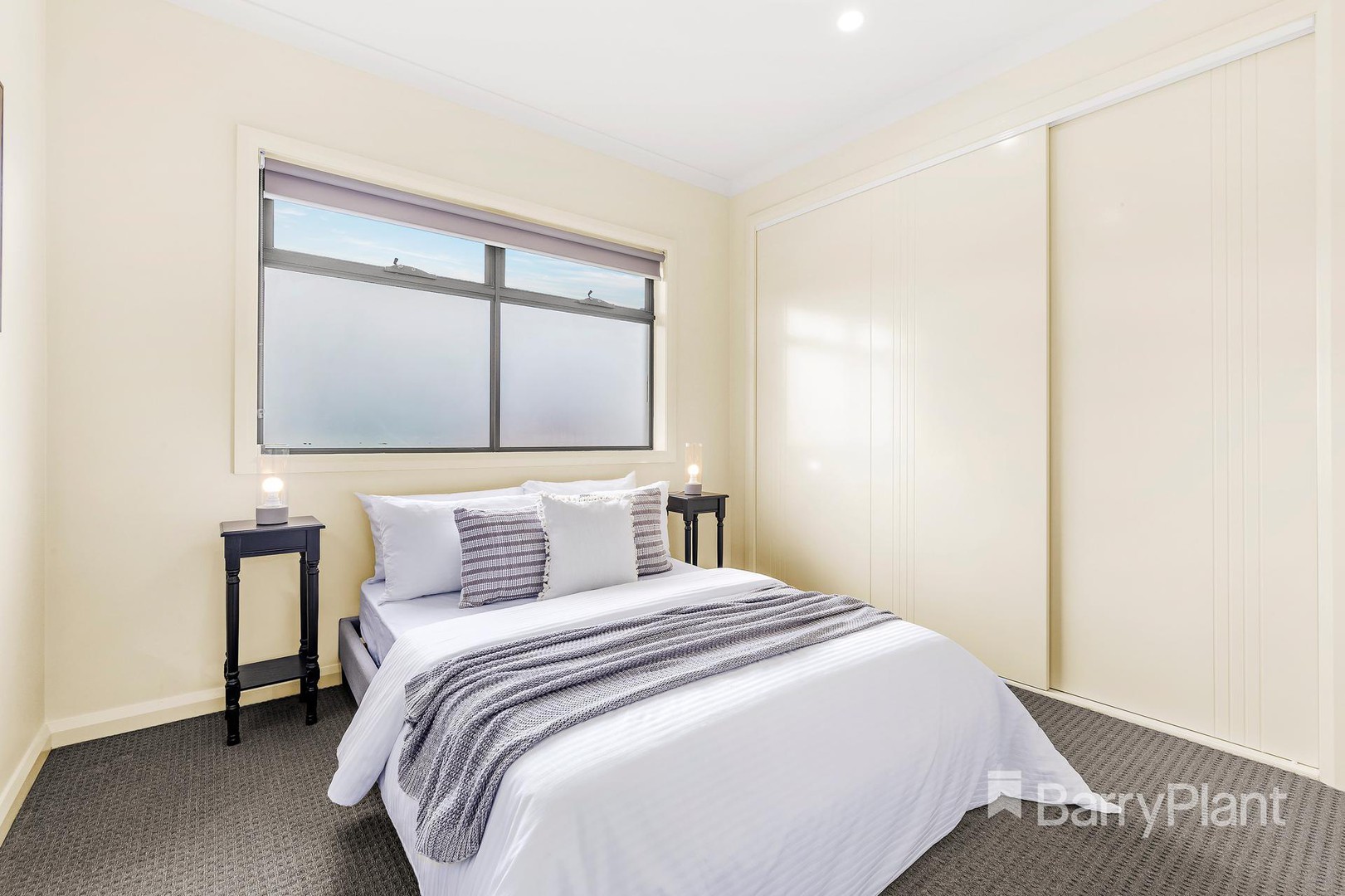 2/3 Scullin CourtMill Park, VIC 3082, Mill Park - Thumbnail 5