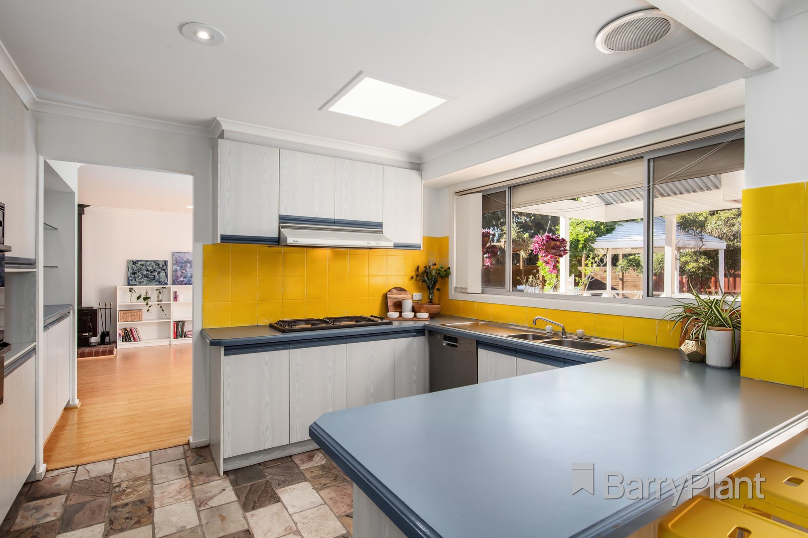 18 Callander CrescentHoppers Crossing, VIC 3029, Hoppers Crossing - Thumbnail 3
