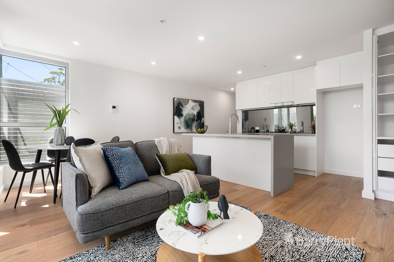 102A/164-170 Manningham Road, Bulleen, VIC 3105, Bulleen - Thumbnail 2