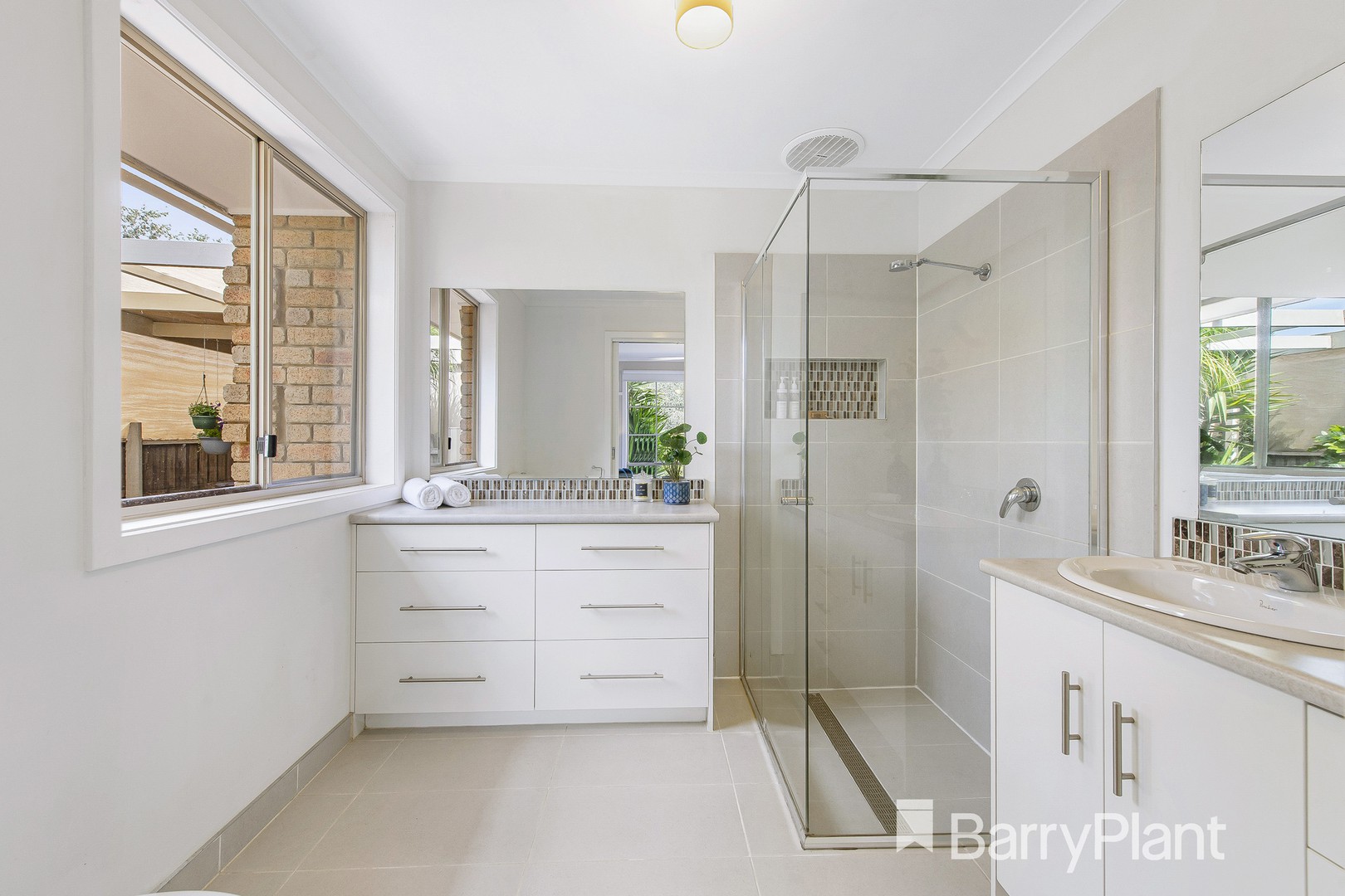 14 Paul CourtMelton West, VIC 3337, Melton West - Thumbnail 8