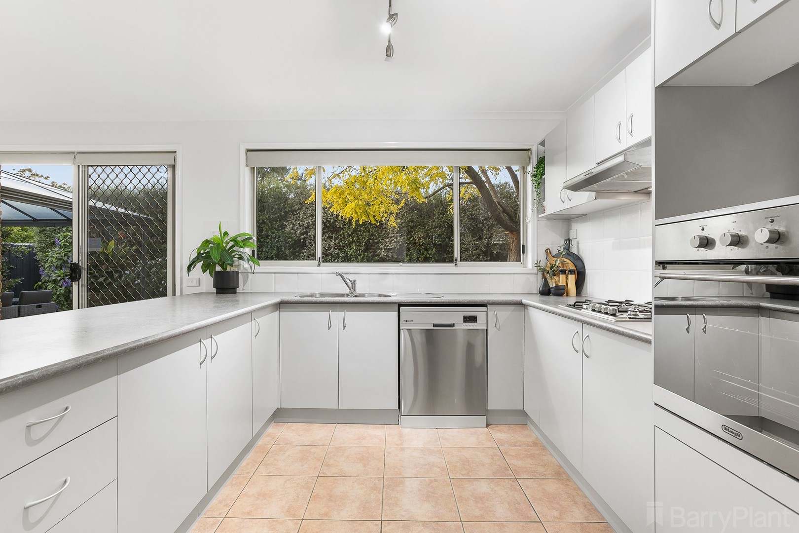 22a Sunbeam AvenueRingwood East, VIC 3135, Ringwood East - Thumbnail 4