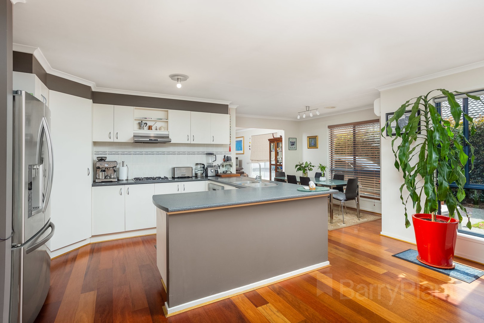 27 Pankhurst PromenadePoint Cook, VIC 3030, Point Cook - Thumbnail 6