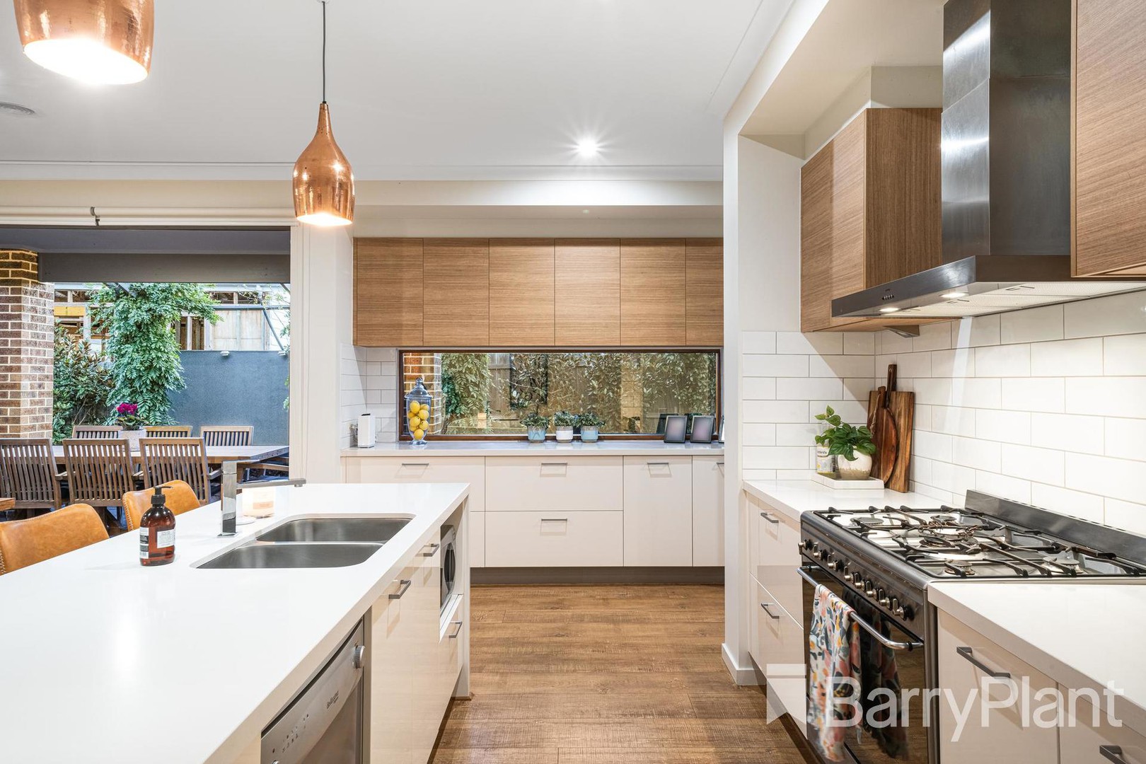 103 Stoneleigh CrescentHighton, VIC 3216, Highton - Thumbnail 4