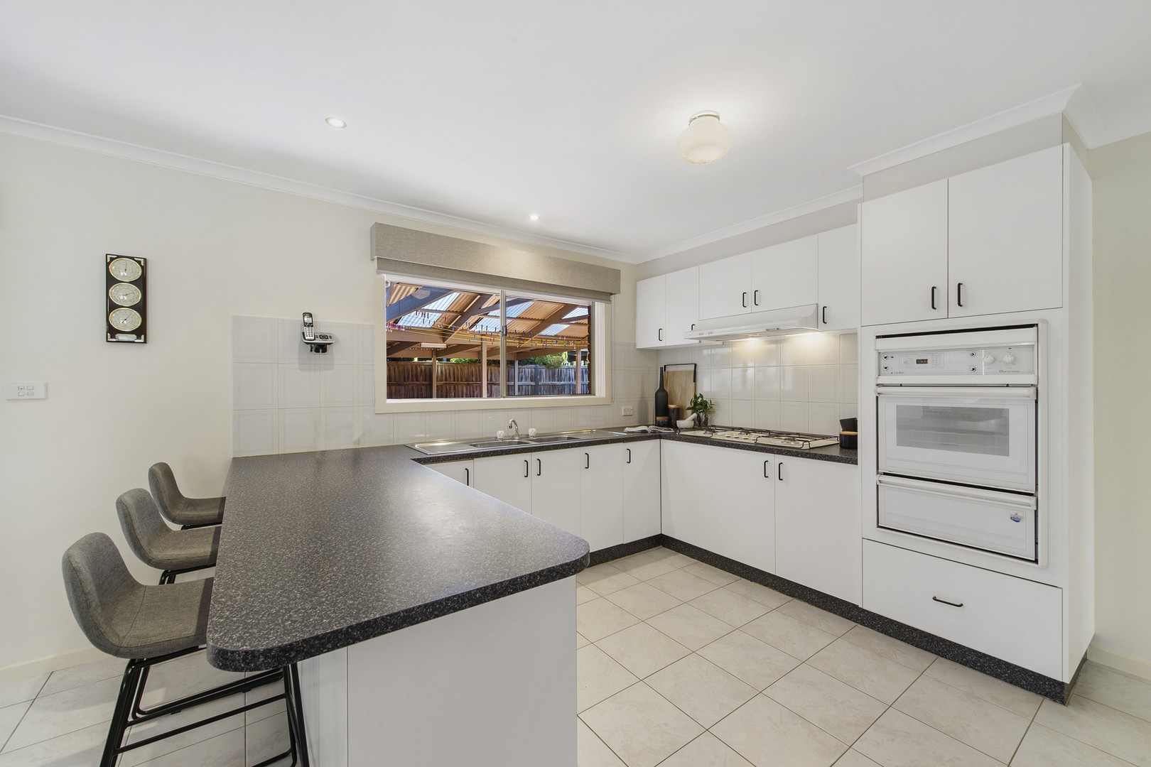 8 Hanslow WayTaylors Lakes, VIC 3038, Taylors Lakes - Thumbnail 5