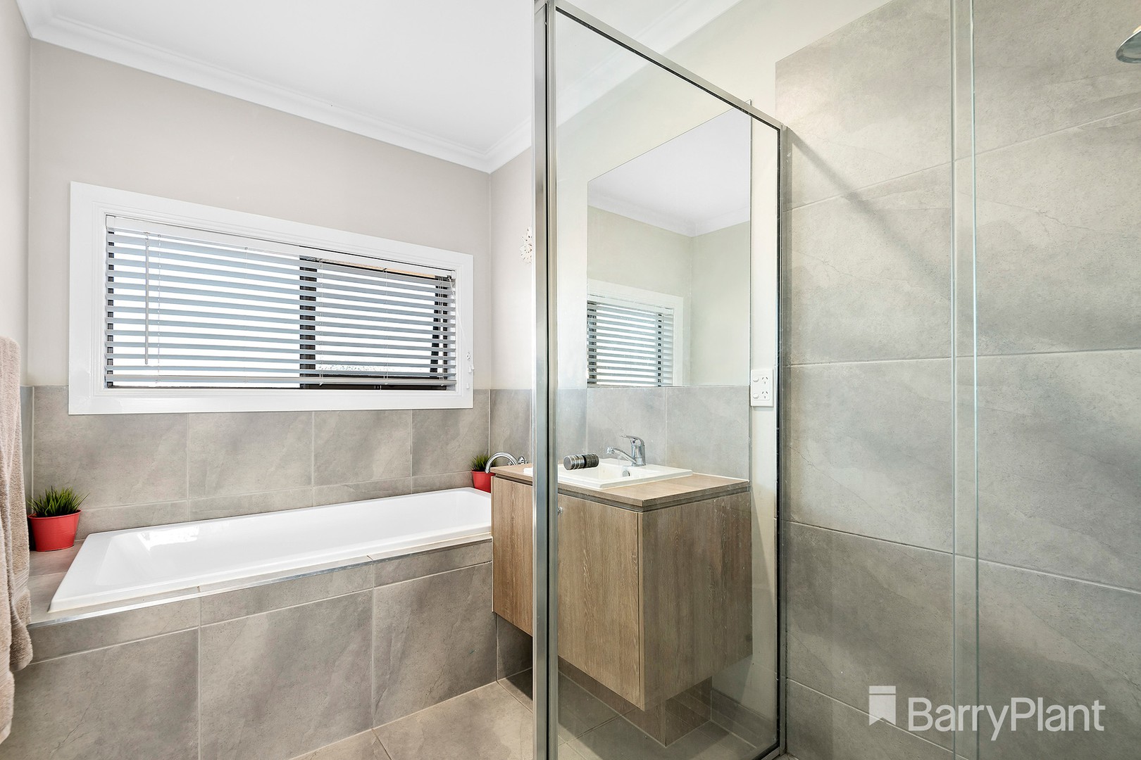 31 Colchester AvenueCranbourne West, VIC 3977, Cranbourne West - Thumbnail 6