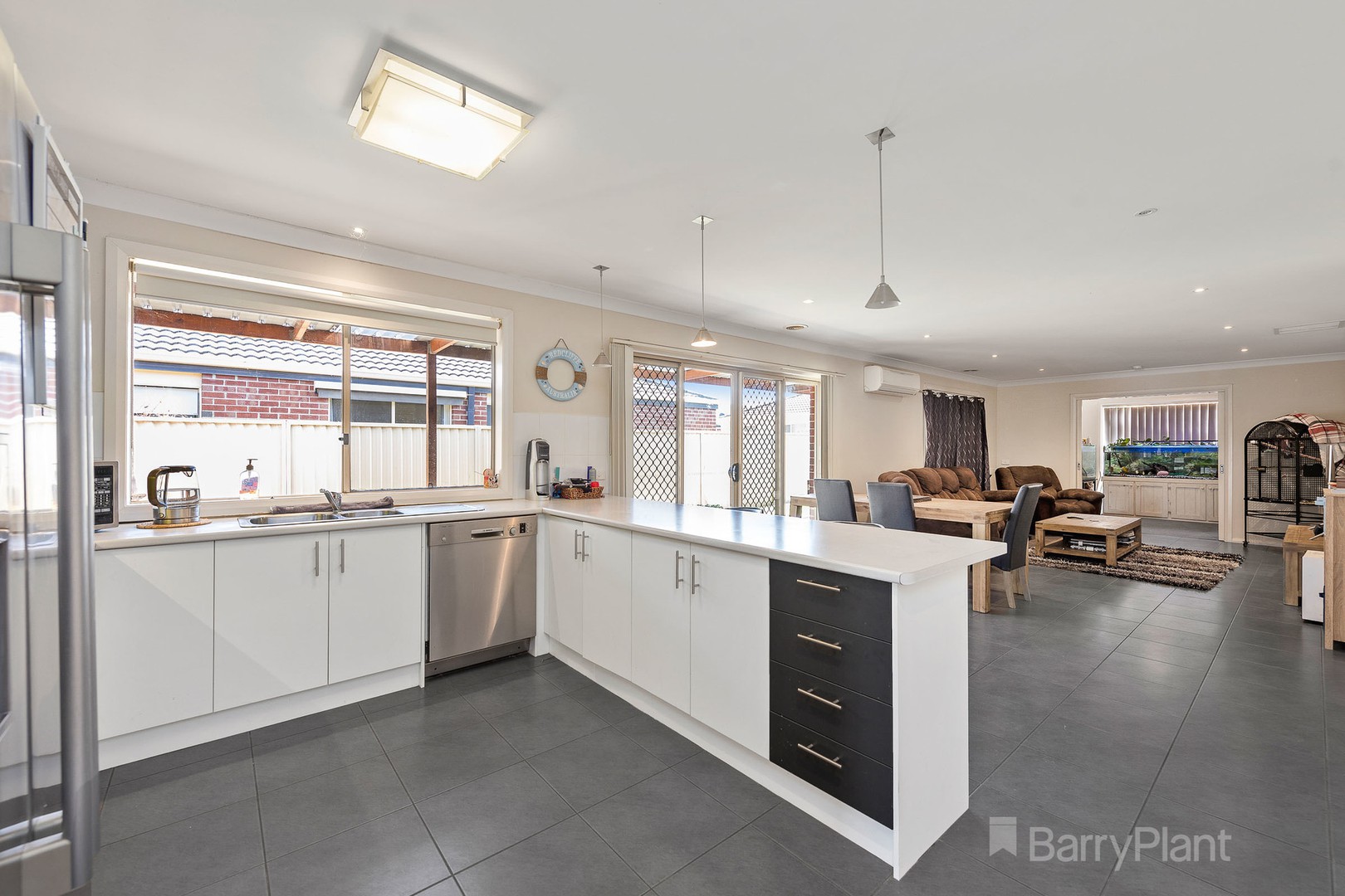 72 Bluehills BoulevardPakenham, VIC 3810, Pakenham - Thumbnail 5