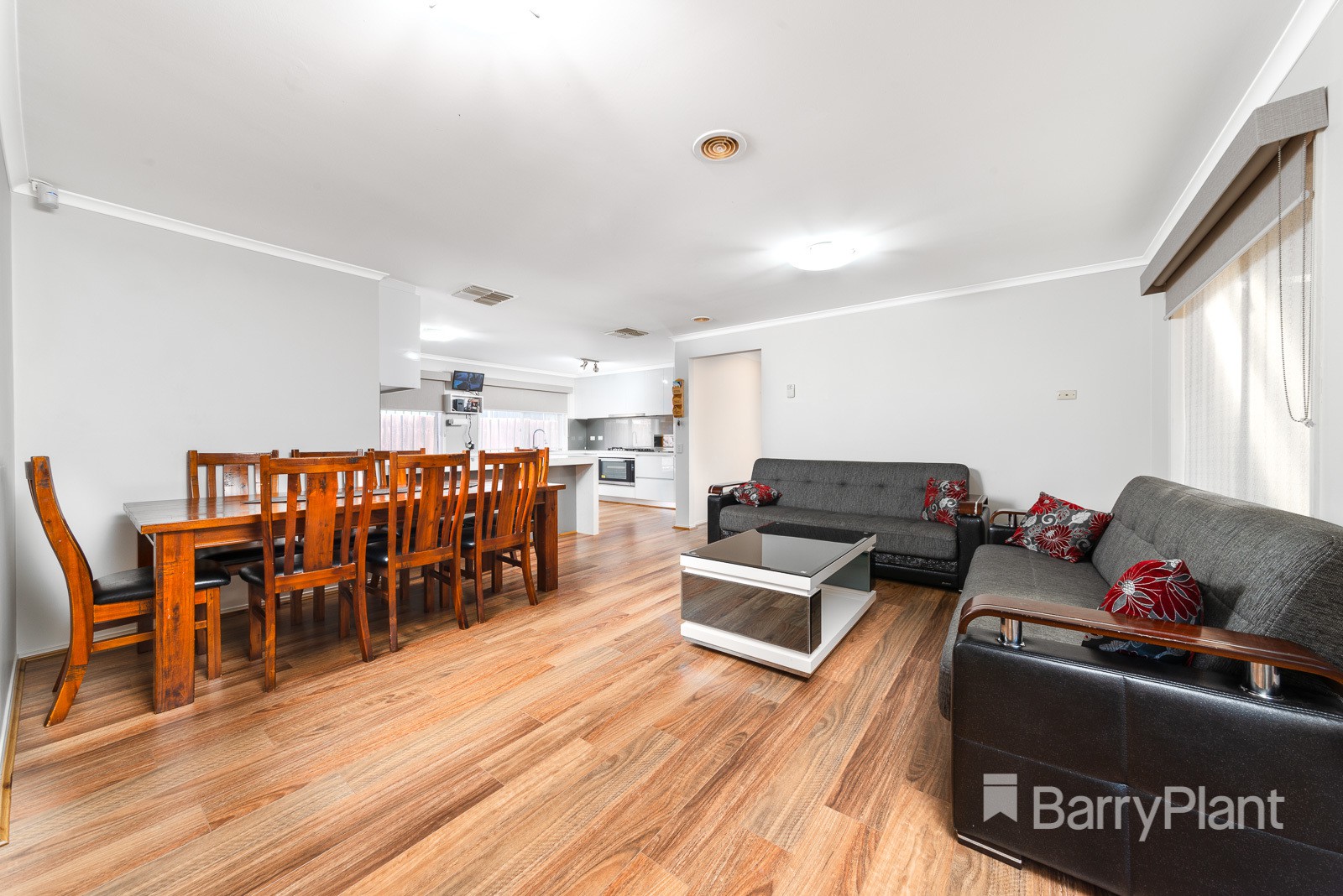 25 Rhine DriveRoxburgh Park, VIC 3064, Roxburgh Park - Thumbnail 3