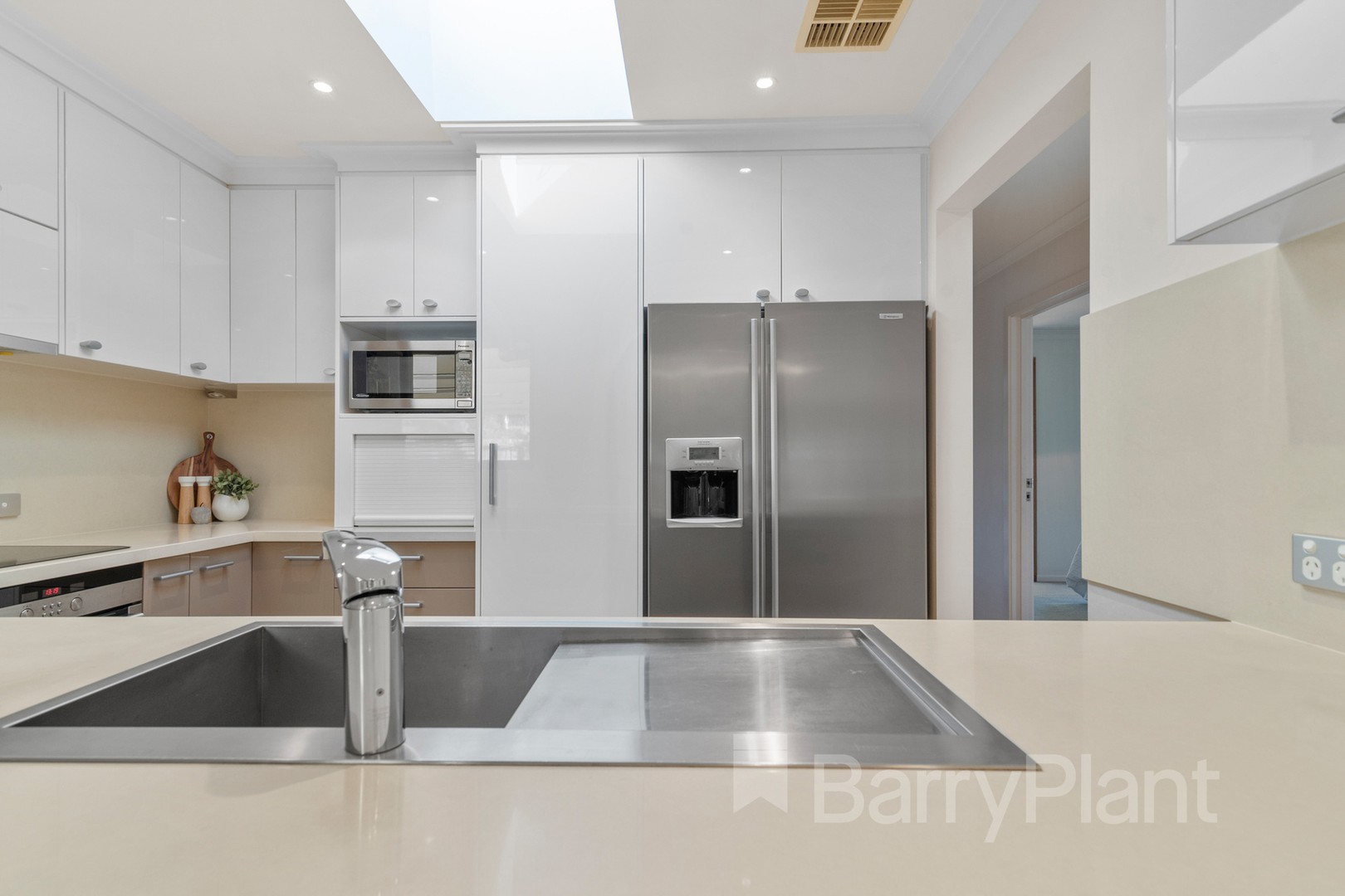17 Karabil CloseScoresby, VIC 3179, Scoresby - Thumbnail 5