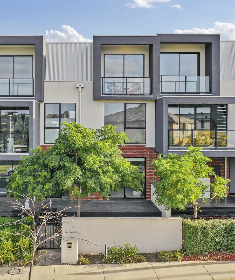 10 King DriveHillside, VIC 3037, Hillside - Thumbnail 2
