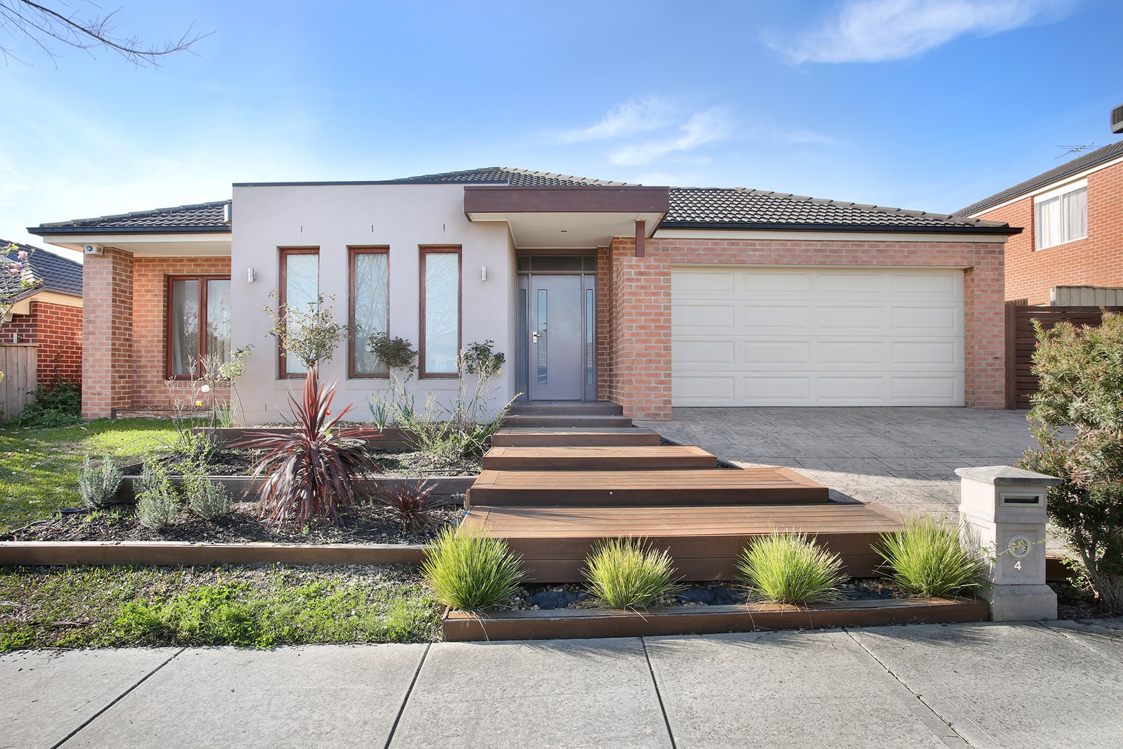 4 Misty Close, Berwick, VIC 3806 - Thumbnail 1 - 07/04/2021