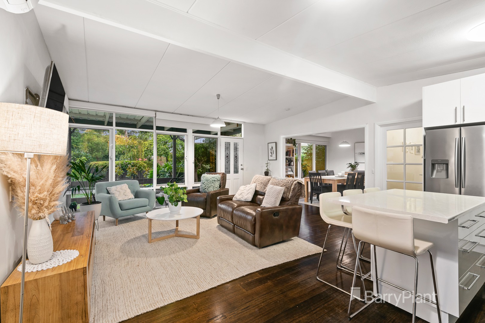32 Cresswell Crescent, Mitcham, VIC 3132, Mitcham - Thumbnail 2