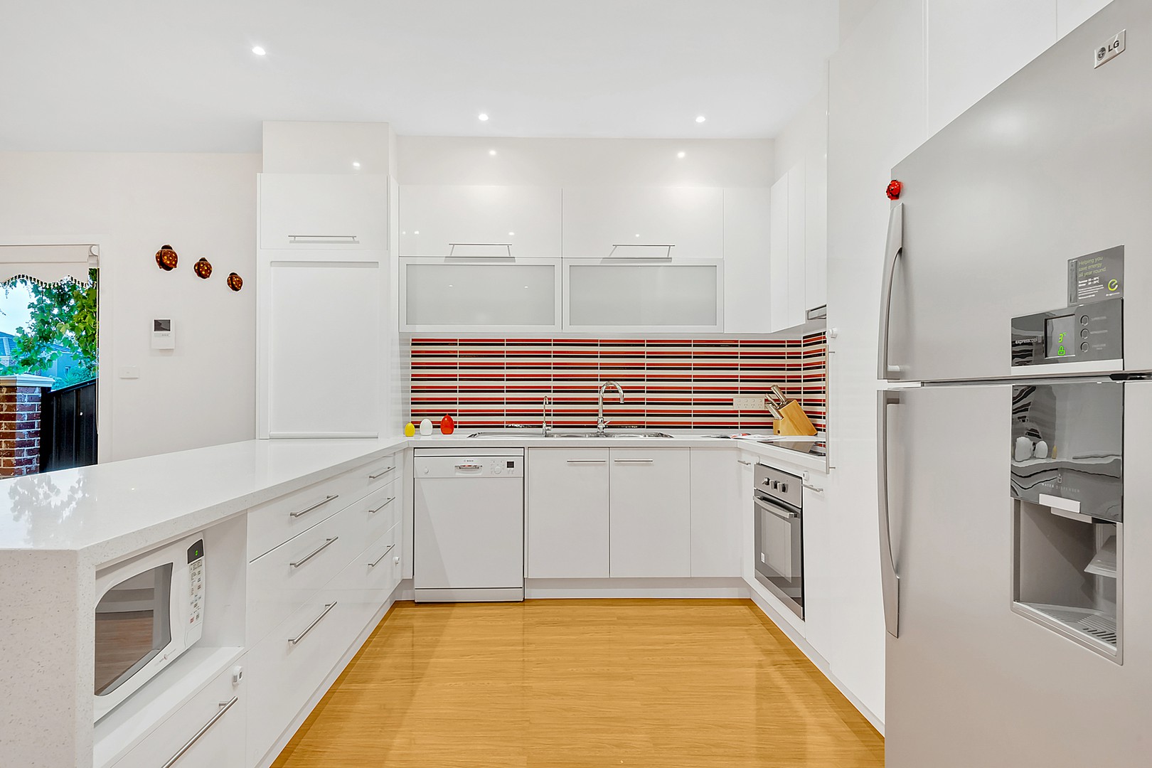72 Huntington DriveCraigieburn, VIC 3064, Craigieburn - Thumbnail 3