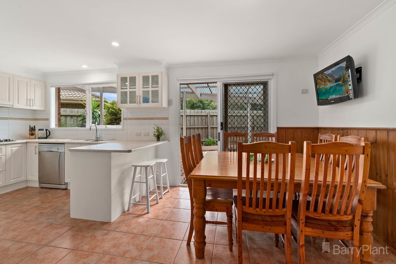 43 Woodlands CrescentNarre Warren, VIC 3805, Narre Warren - Thumbnail 6