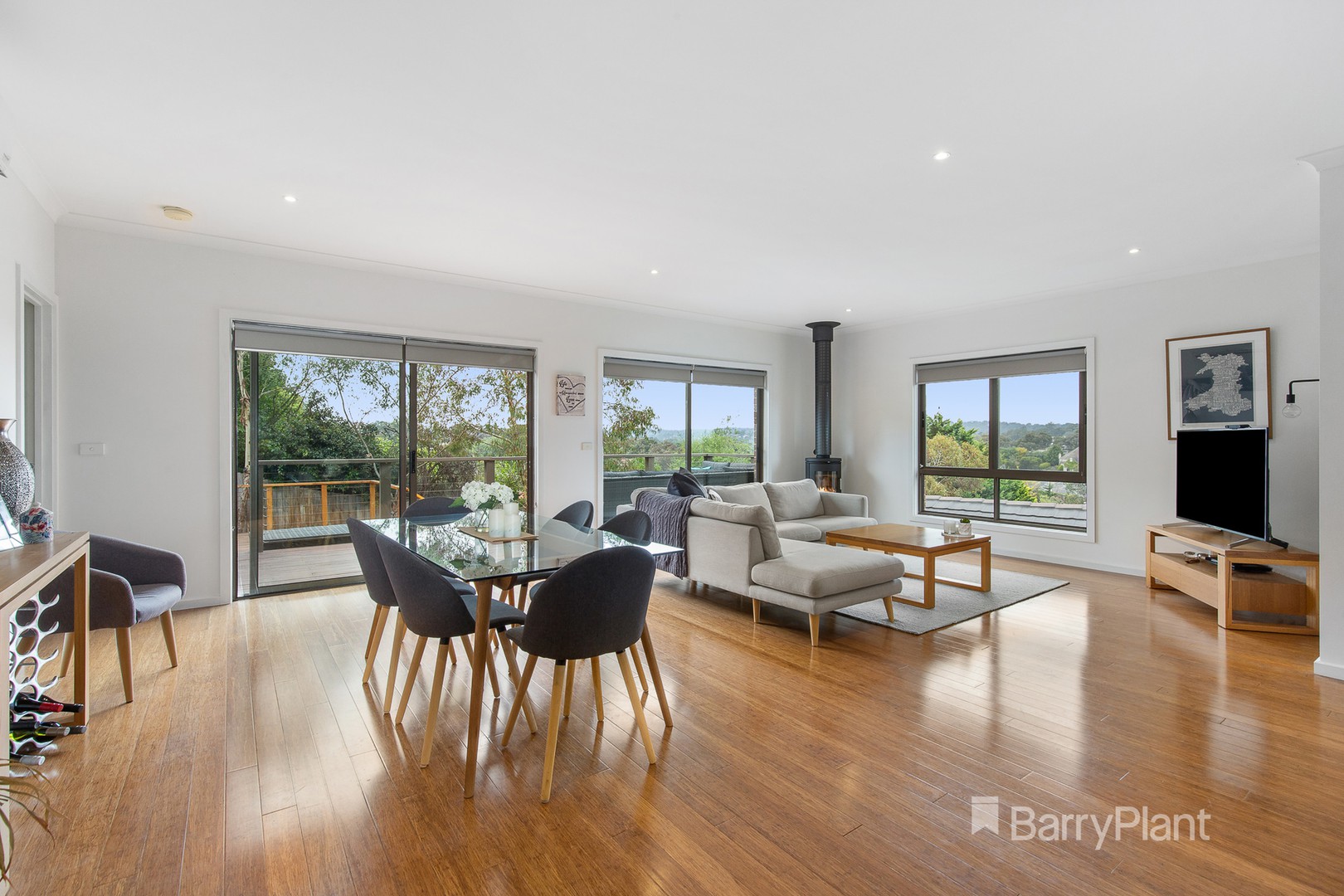 1/10 Fuller StreetDiamond Creek, VIC 3089, Diamond Creek - Thumbnail 2