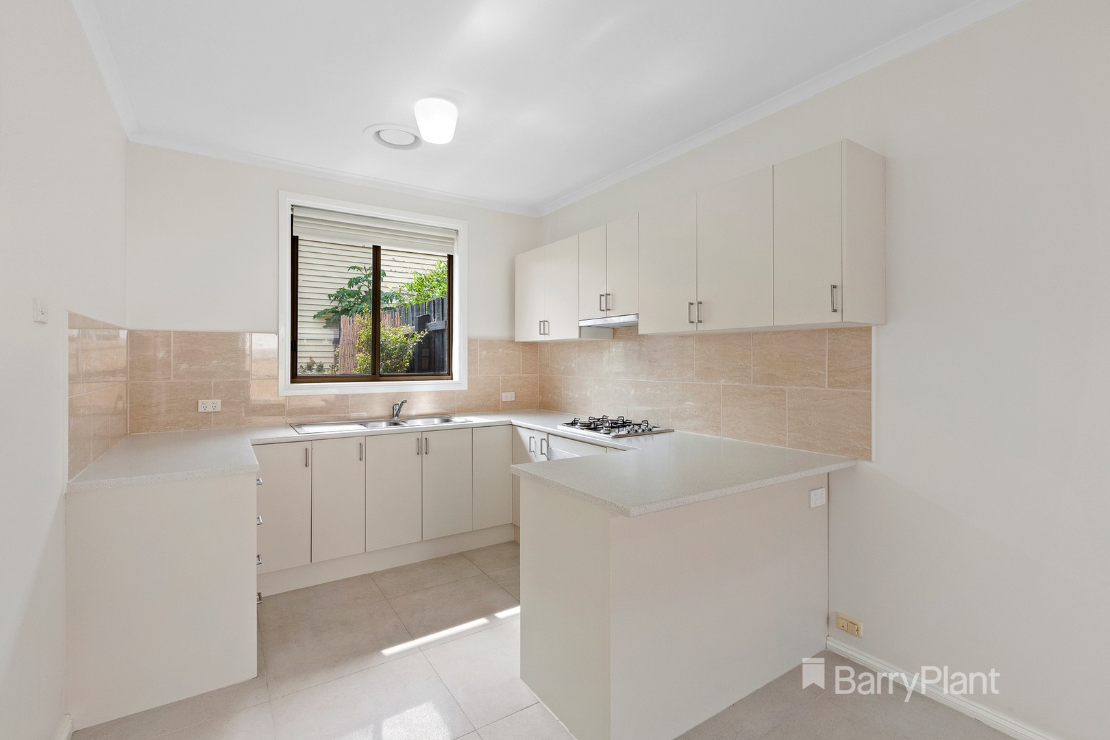 2/9 Collins StreetCoburg, VIC 3058, Coburg - Thumbnail 7
