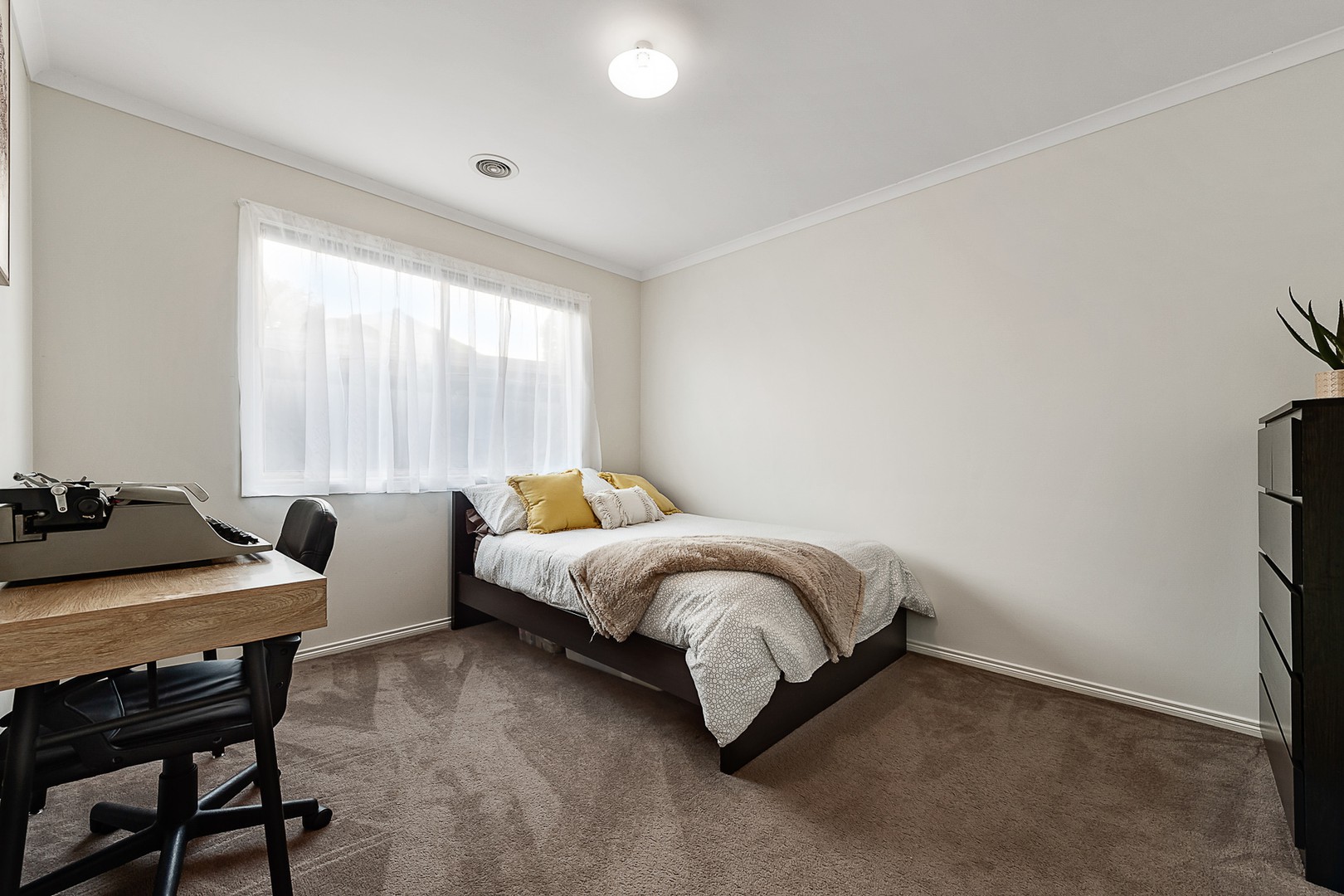 12 St Bernards CourtWantirna South, VIC 3152, Wantirna South - Thumbnail 7