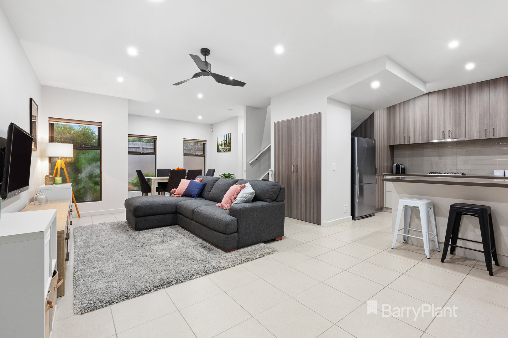 2/14 Melton GroveCroydon, VIC 3136, Croydon - Thumbnail 5