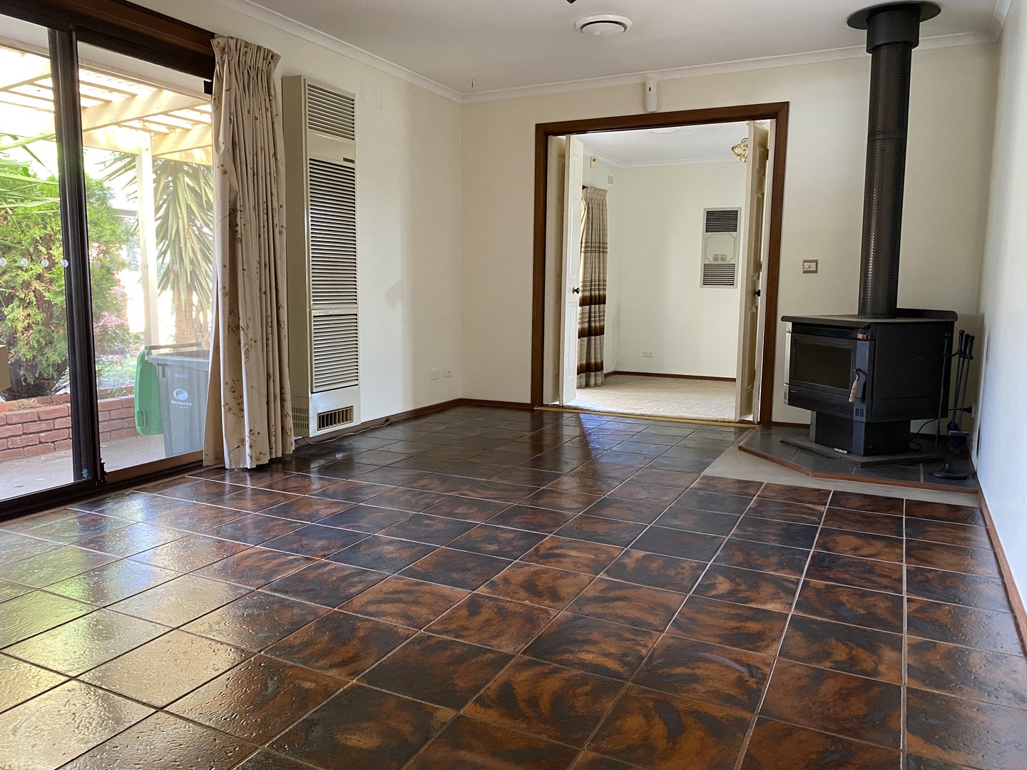 16-17 Columbia Court, Deer Park, VIC 3023 - Thumbnail 1 - 08/04/2021