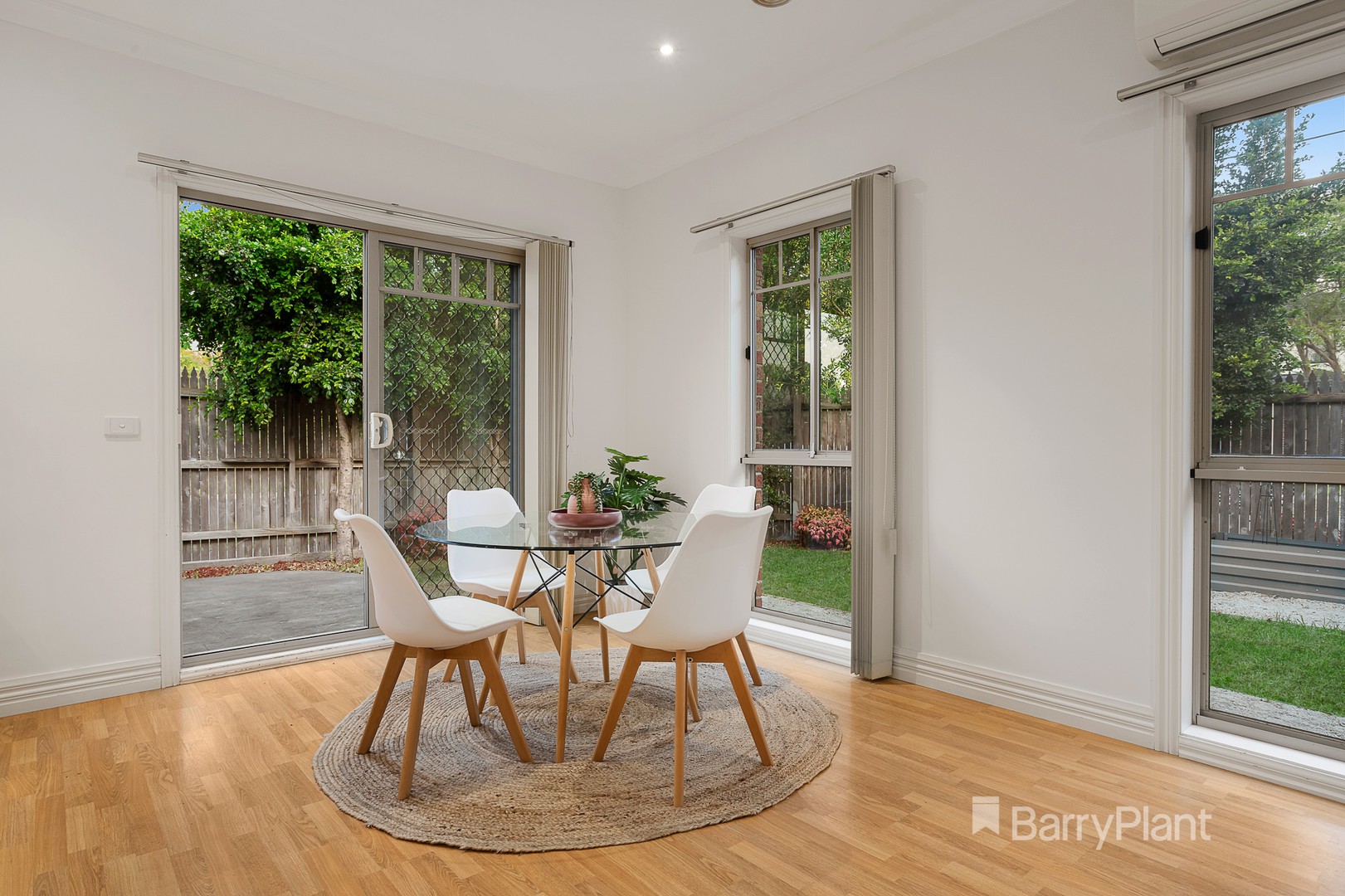 32 Plumer StreetCroydon, VIC 3136, Croydon - Thumbnail 4