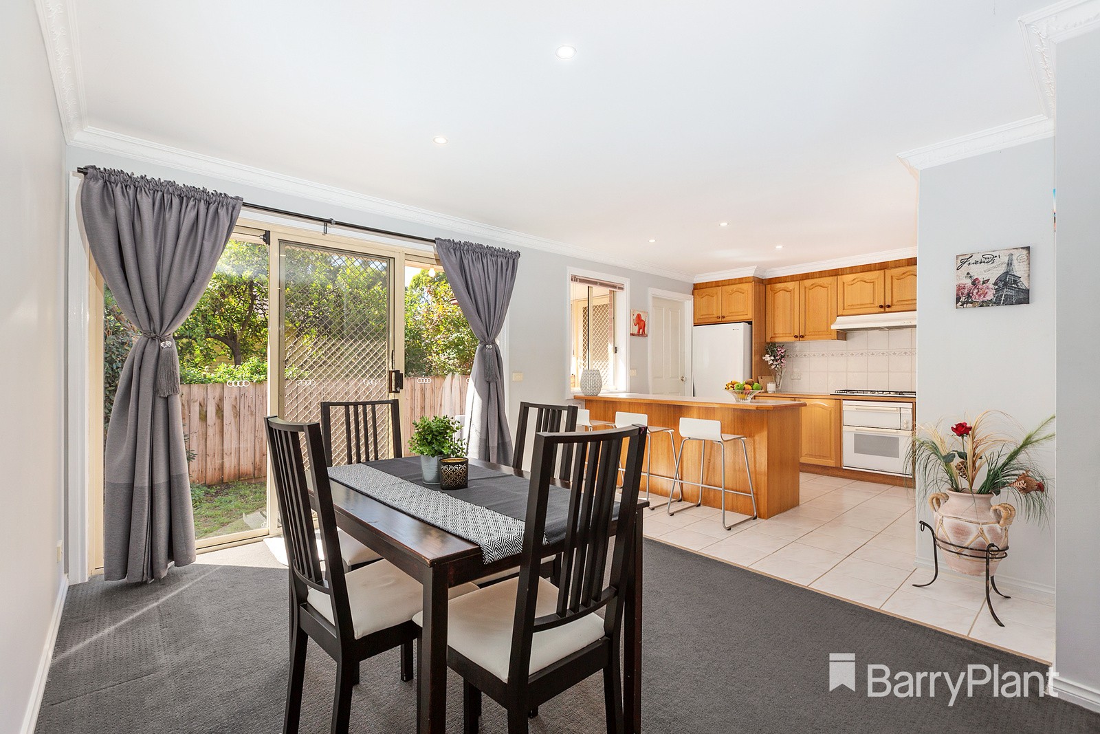 2/19 Juniper AvenueGlen Waverley, VIC 3150, Glen Waverley - Thumbnail 4