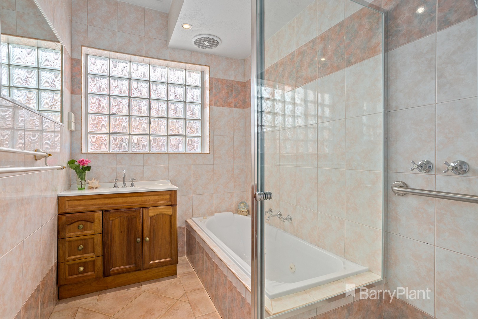 97 Woolton AvenueThornbury, VIC 3071, Thornbury - Thumbnail 7