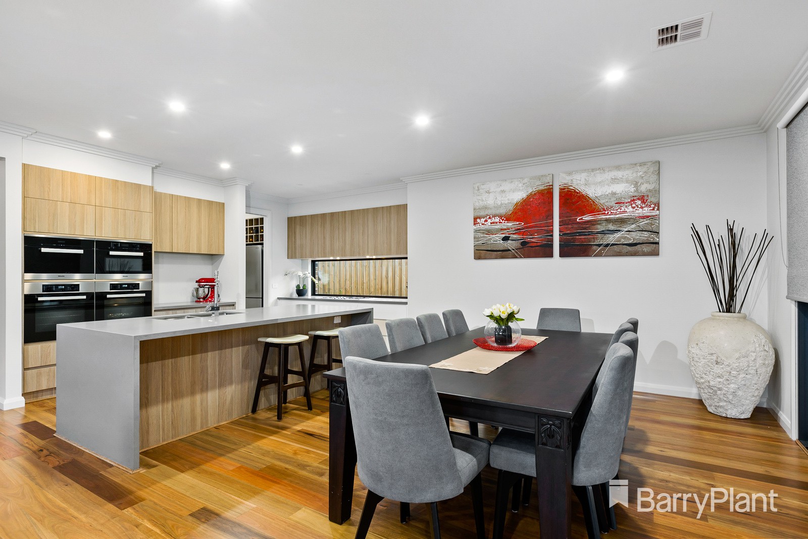 30 Newhaven RoadBurwood East, VIC 3151, Burwood East - Thumbnail 3