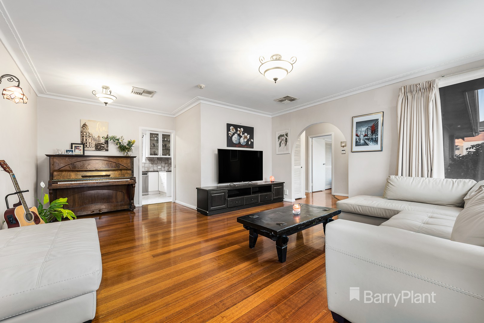 15 Meadowbank Avenue, Doncaster, VIC 3108, Doncaster - Thumbnail 2