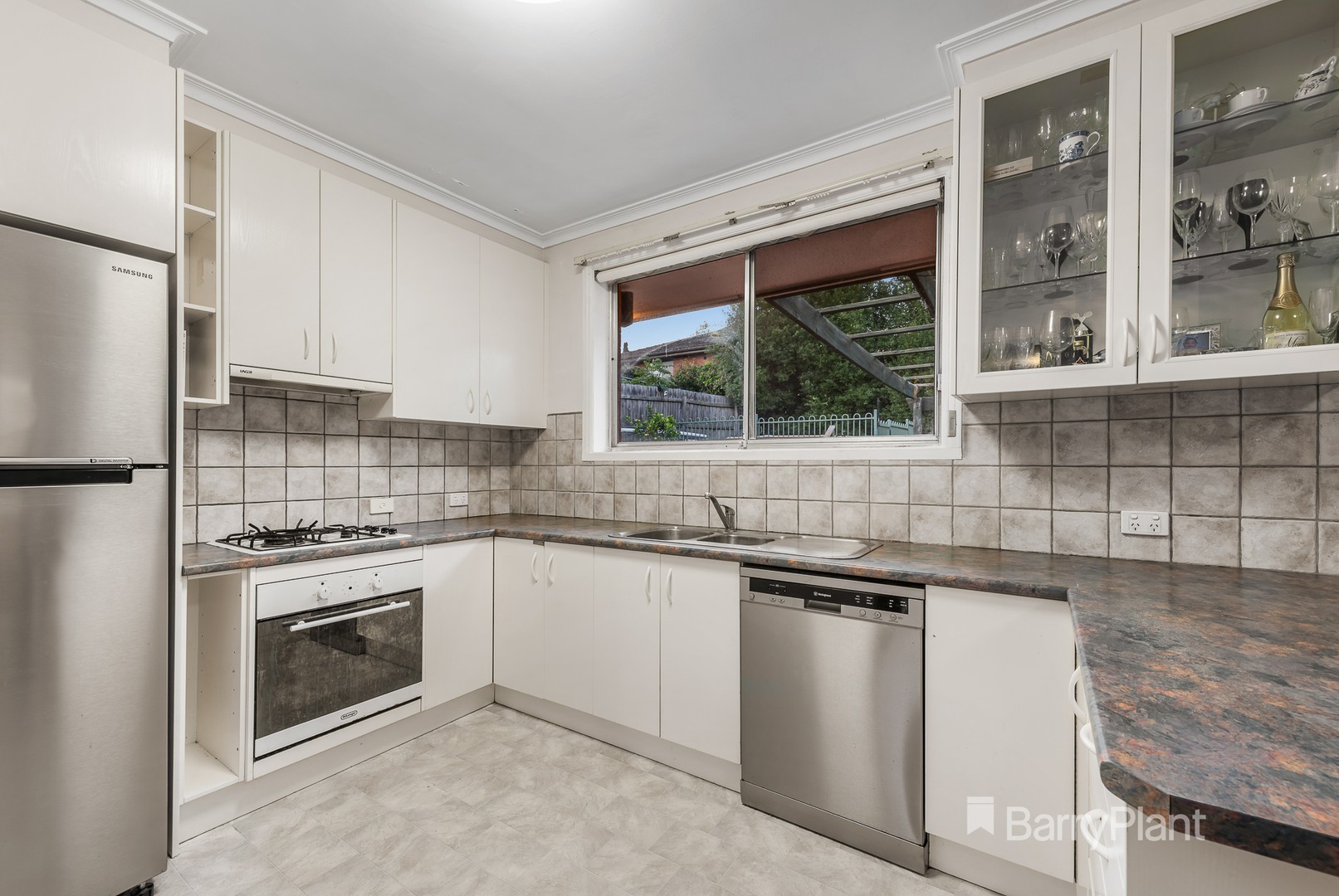 15 Meadowbank Avenue, Doncaster, VIC 3108, Doncaster - Thumbnail 4