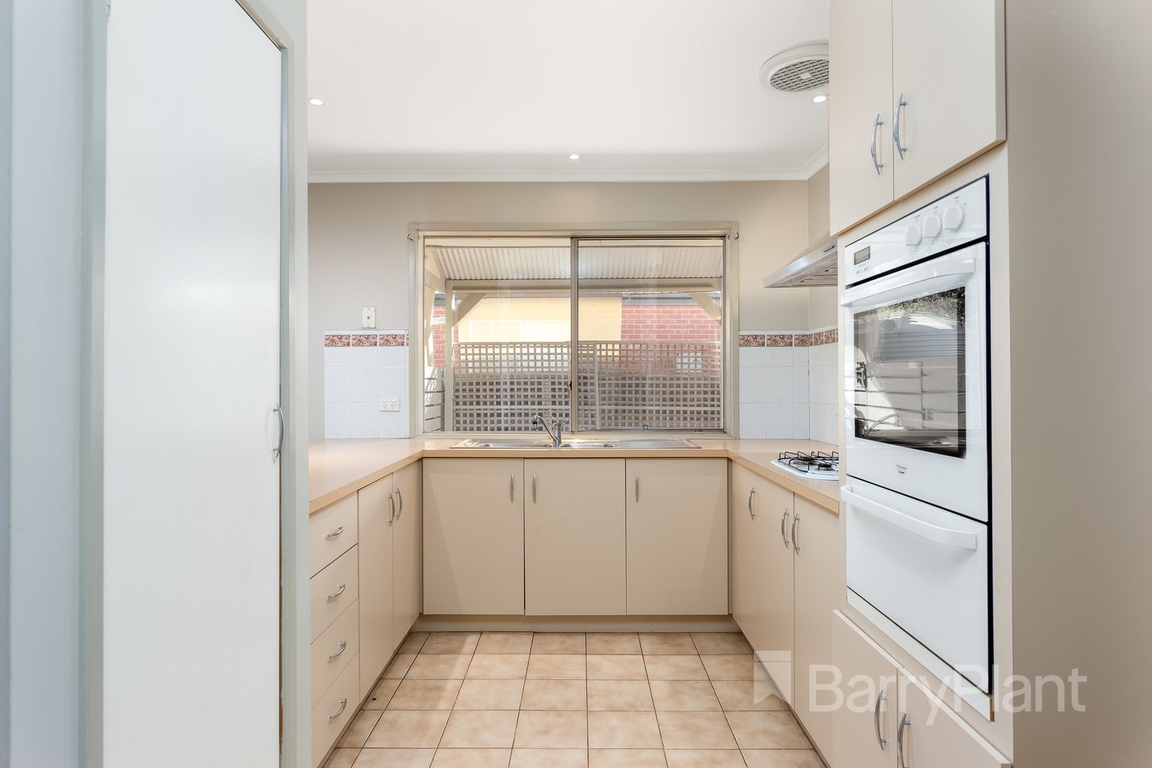2 Burswood CourtSeabrook, VIC 3028, Seabrook - Thumbnail 5