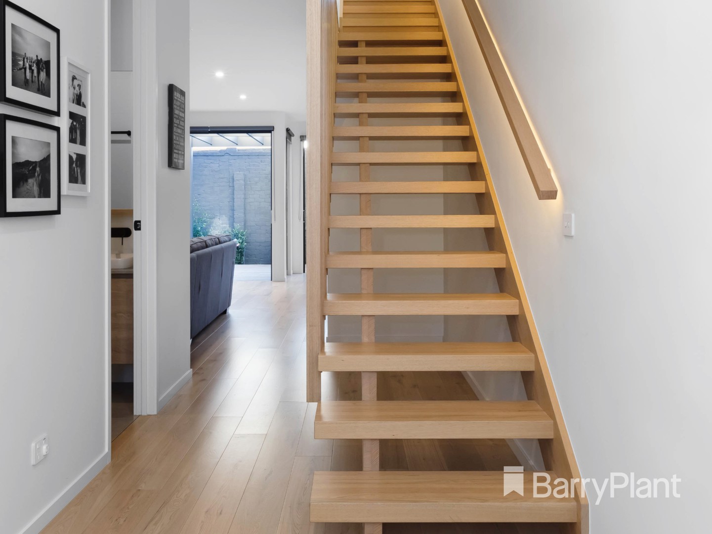1A/142 Como Parade WestParkdale, VIC 3195, Parkdale - Thumbnail 5
