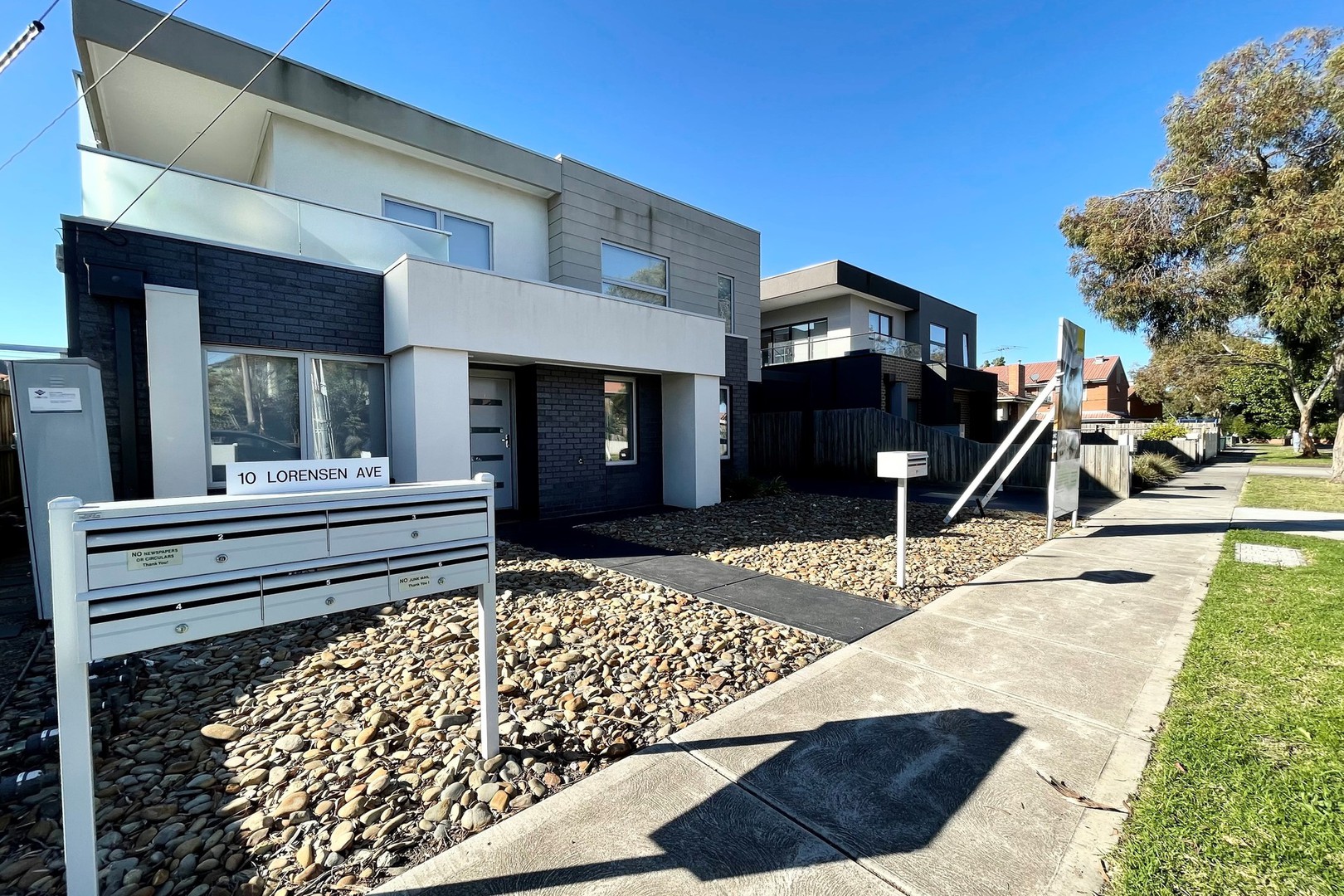 4/10 Lorensen Avenue, Coburg North, VIC 3058