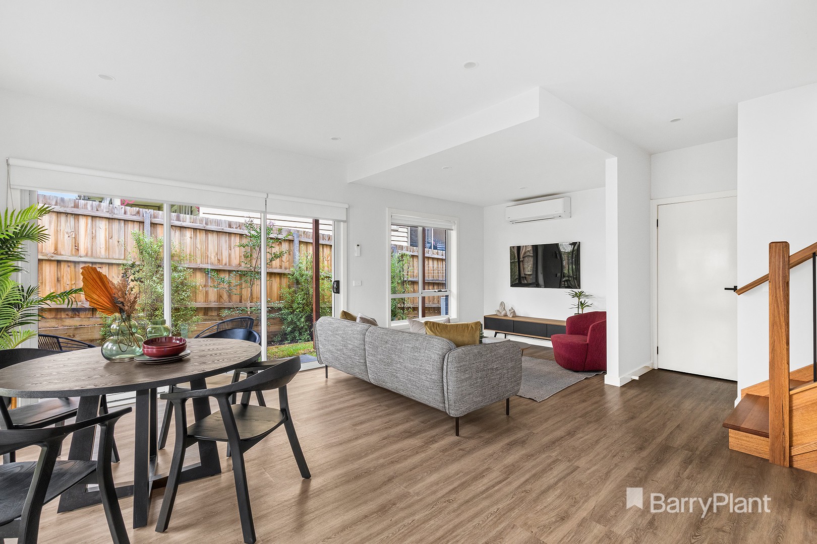 1/12 Butler StreetEssendon, VIC 3040, Essendon - Thumbnail 2