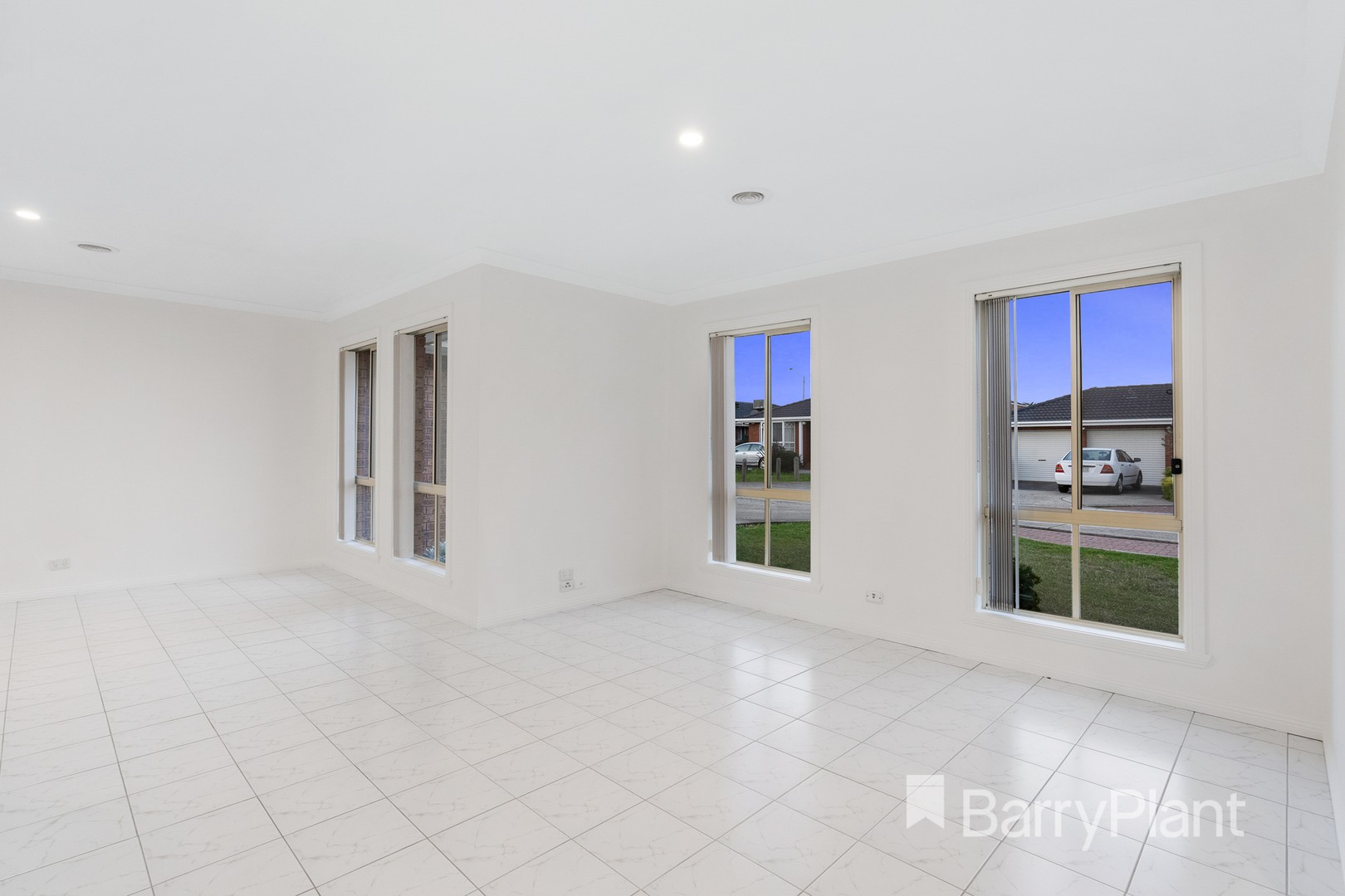 15 Chatterton DriveDelahey, VIC 3037, Delahey - Thumbnail 3