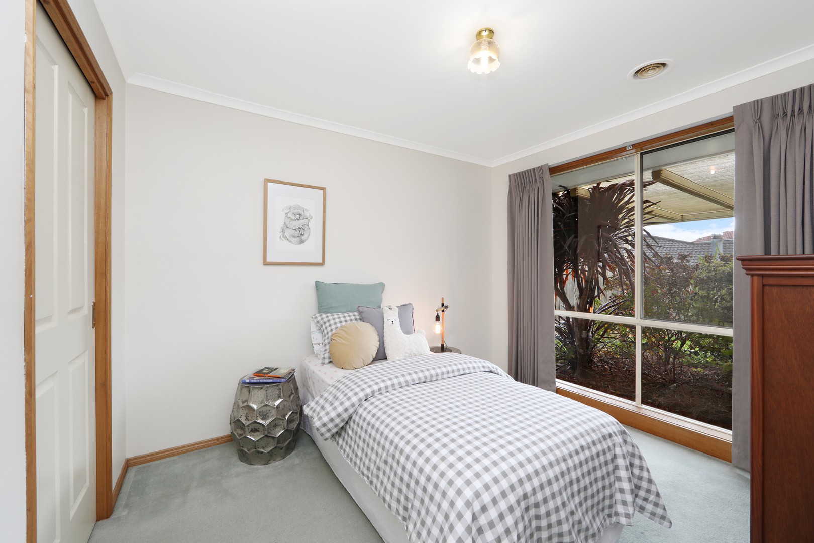 8 Horatio CloseRowville, VIC 3178, Rowville - Thumbnail 8