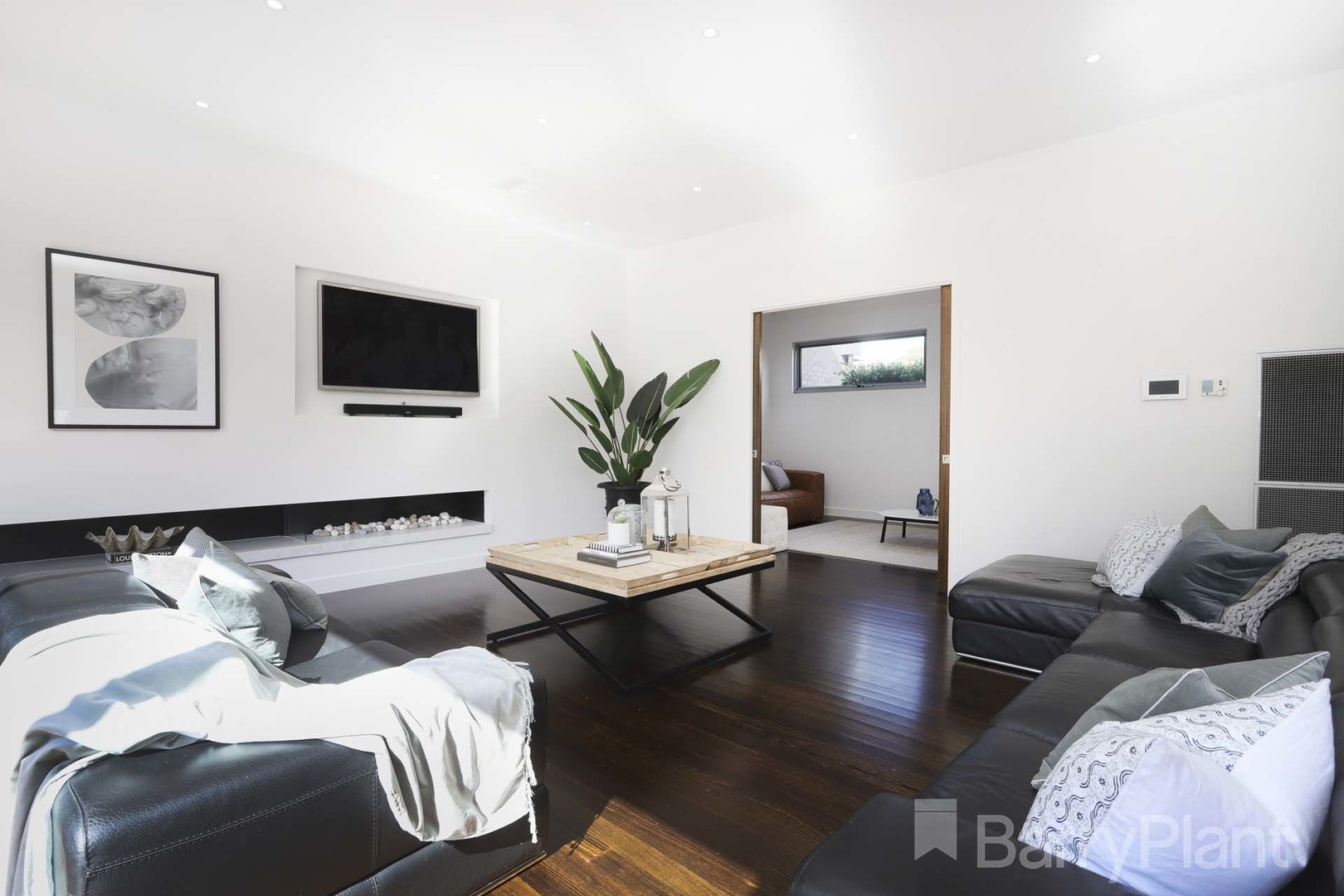10 Inverness MewsGreenvale, VIC 3059, Greenvale - Thumbnail 8