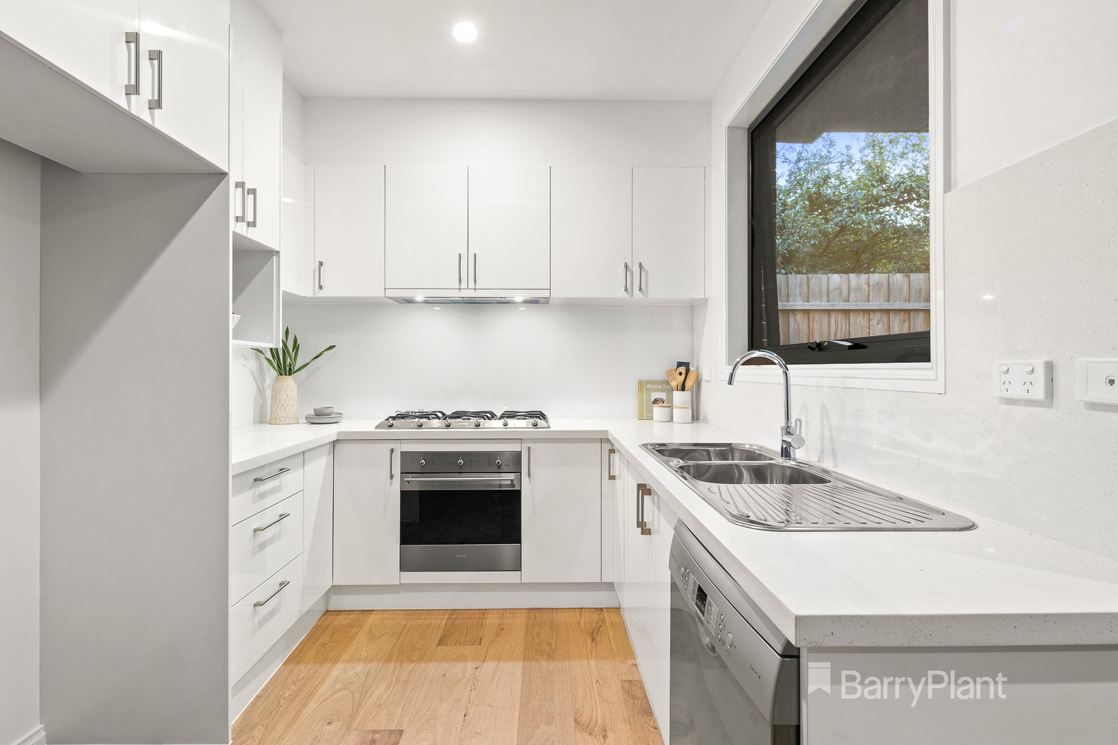 3/26 Kelly Street, Doncaster, VIC 3108, Dandenong - Thumbnail 3