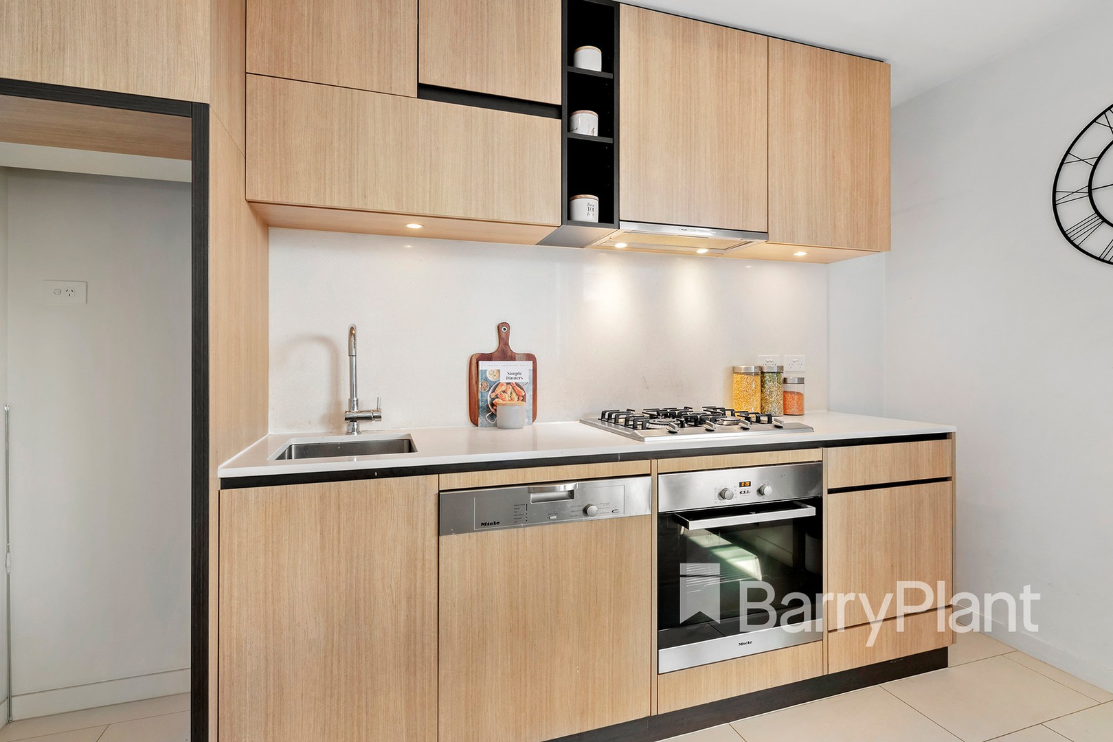 N2008/229 Toorak Road, South Yarra, VIC 3141 - Thumbnail 2 - 13/04/2021