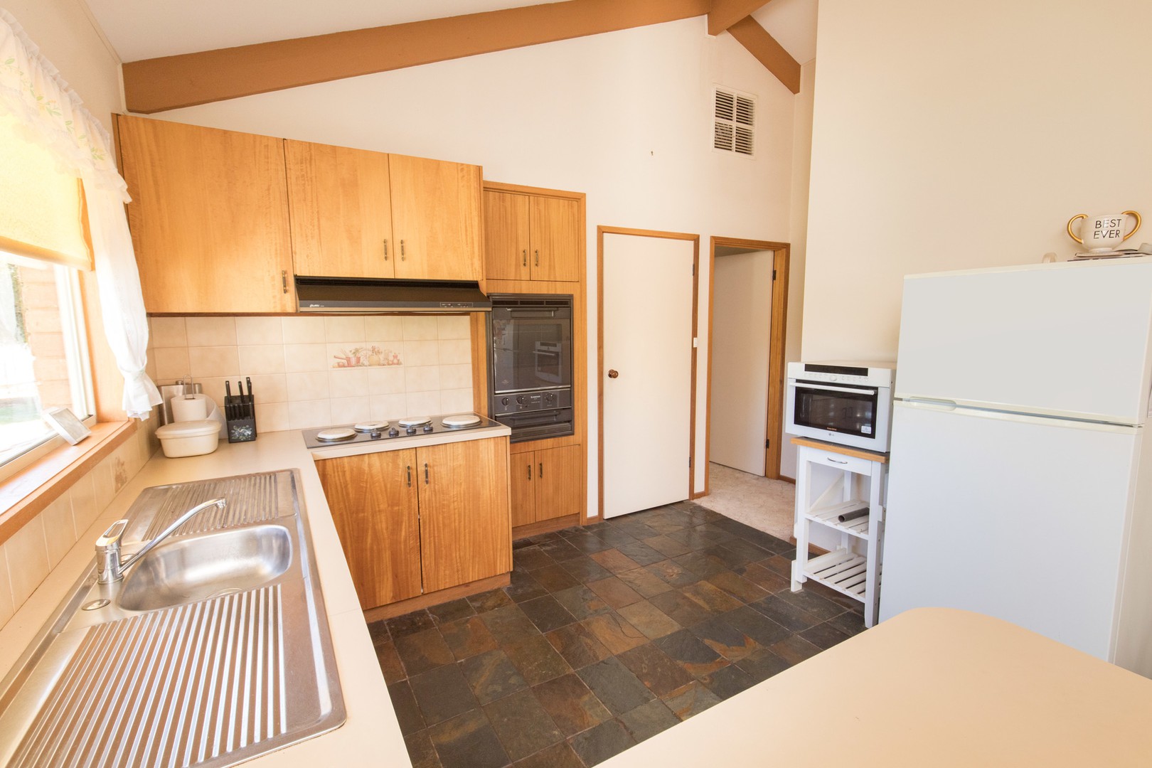 6 McKay PlaceMildura, VIC 3500, Mildura - Thumbnail 3